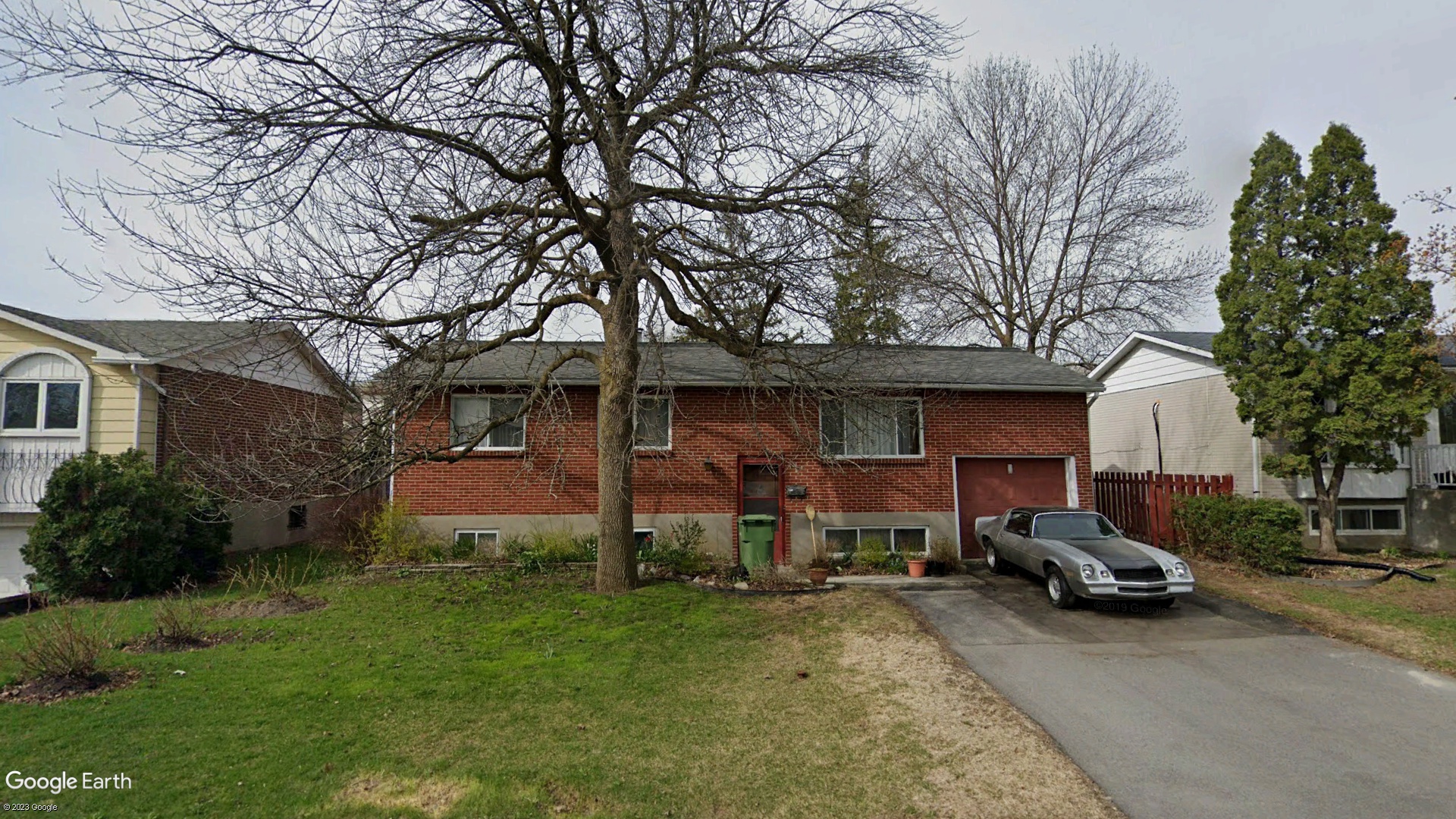 Tax Sale Montreal, Quebec - 040167-90