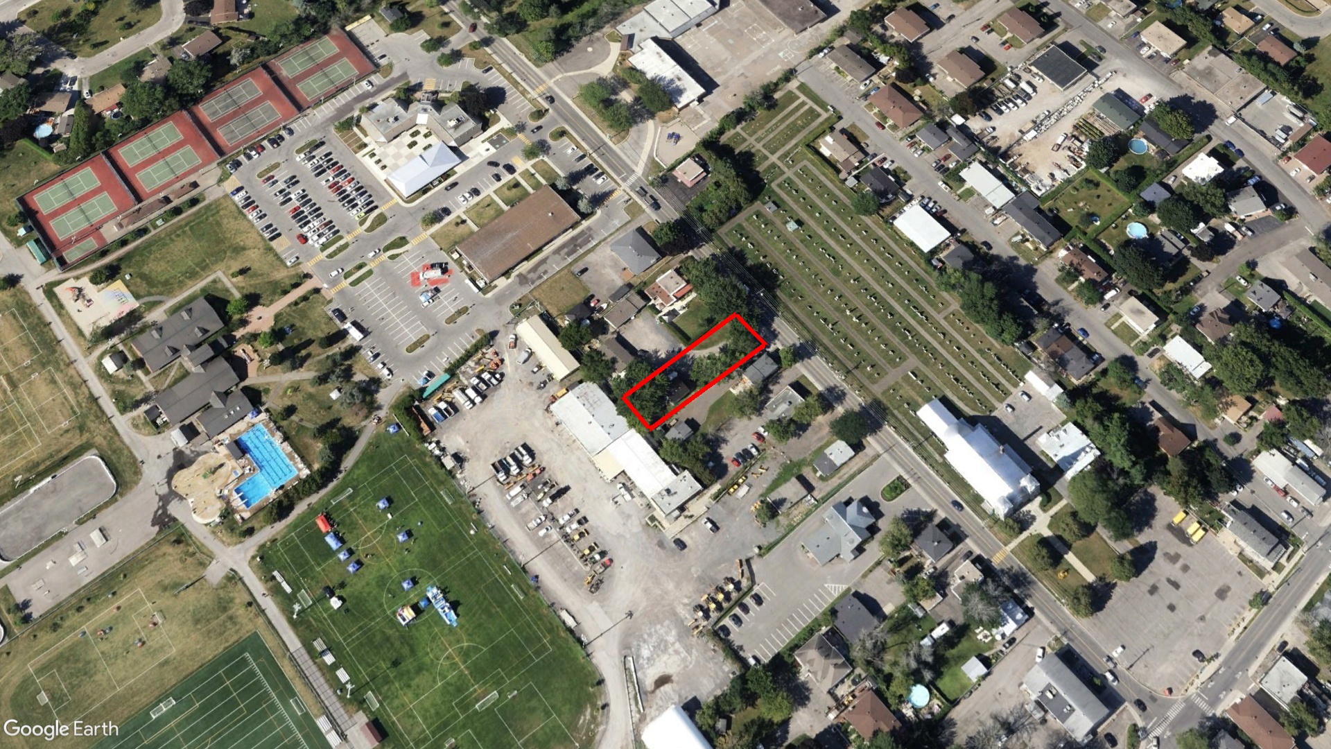 Tax Sale Montreal, Quebec - 040536-57