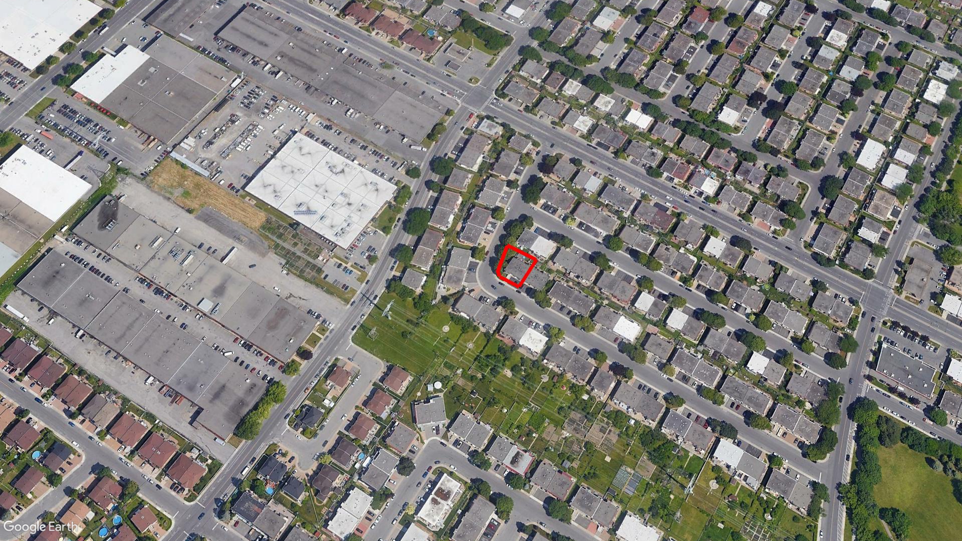 Tax Sale Montreal, Quebec - 020950-56