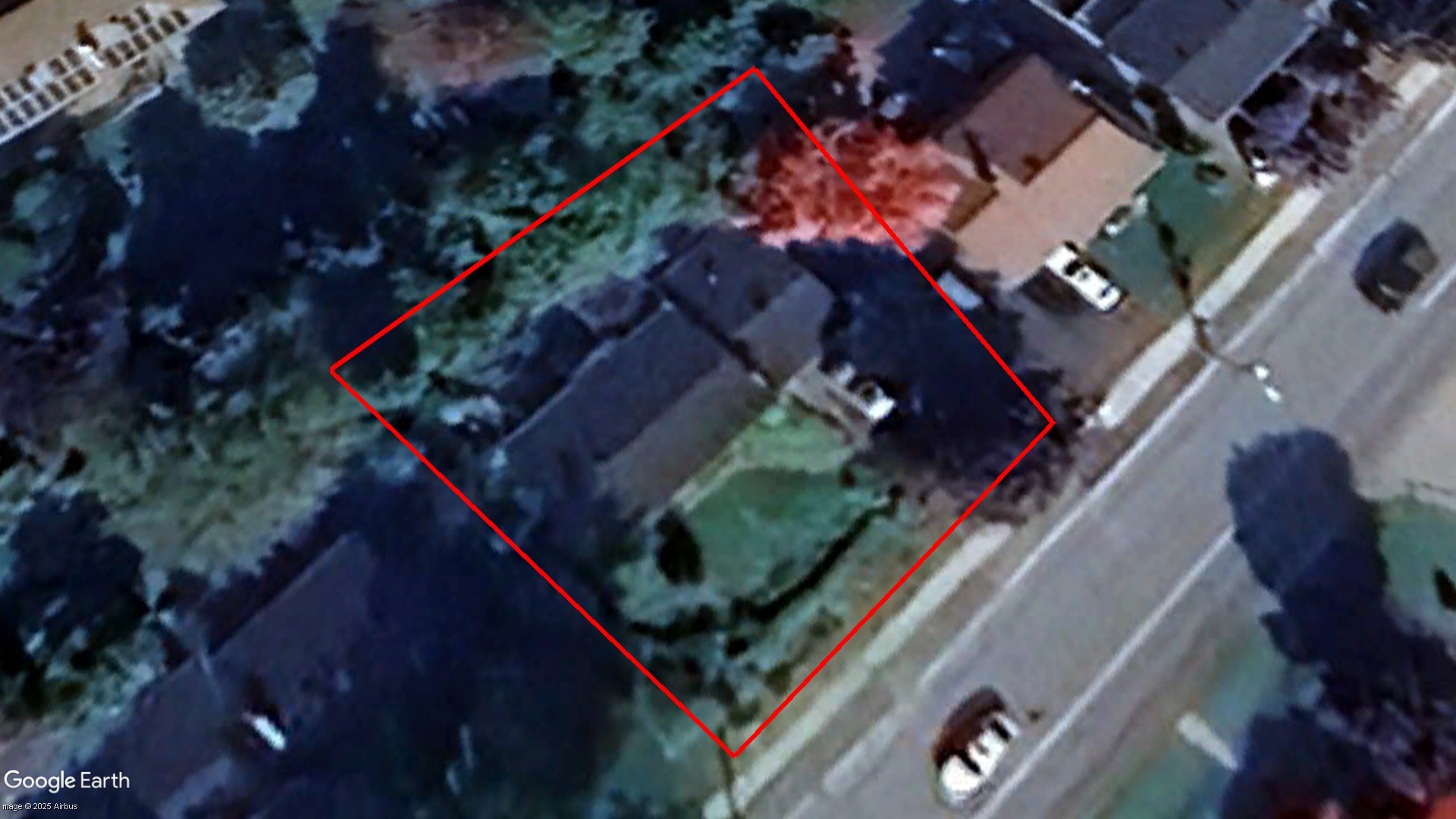 Tax Sale Brockville, Ontario - 08 02 010 015 03700 0000