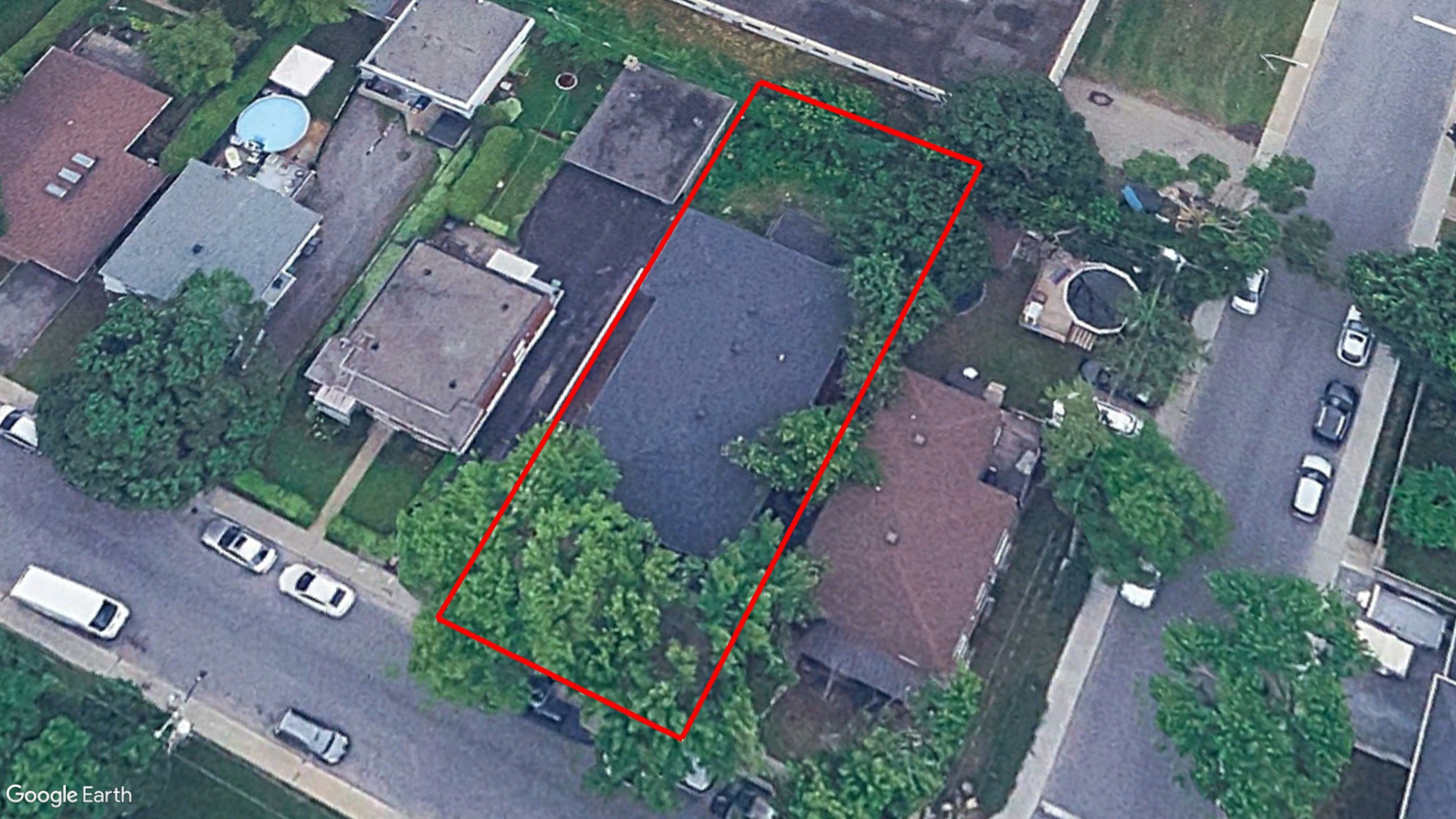 Tax Sale Montreal, Quebec - 040994-51