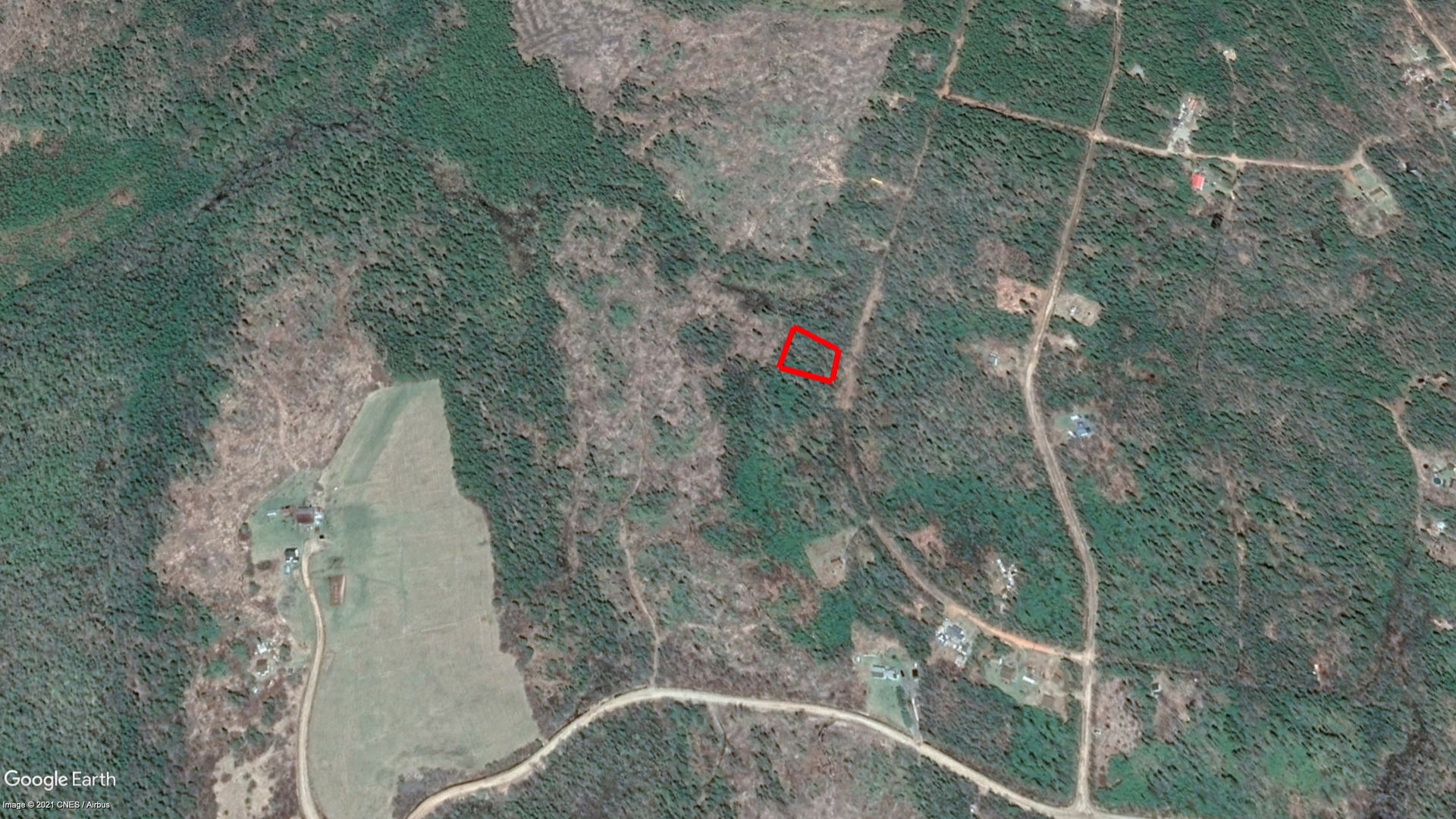 Tax Sale Chester, Nova Scotia - 02554216