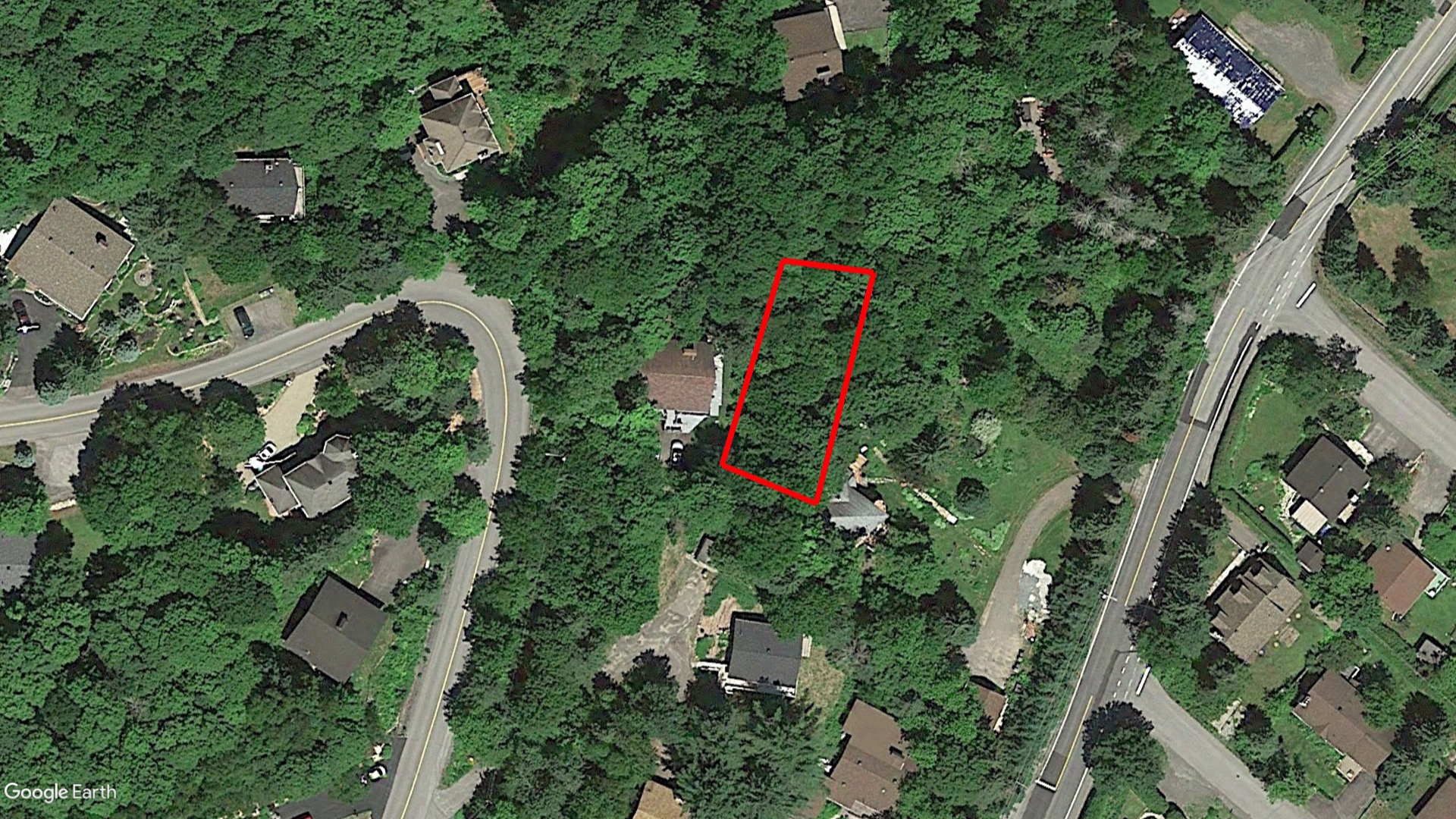 Tax Sale SAINT-SAUVEUR, Quebec - 5182-44-4922