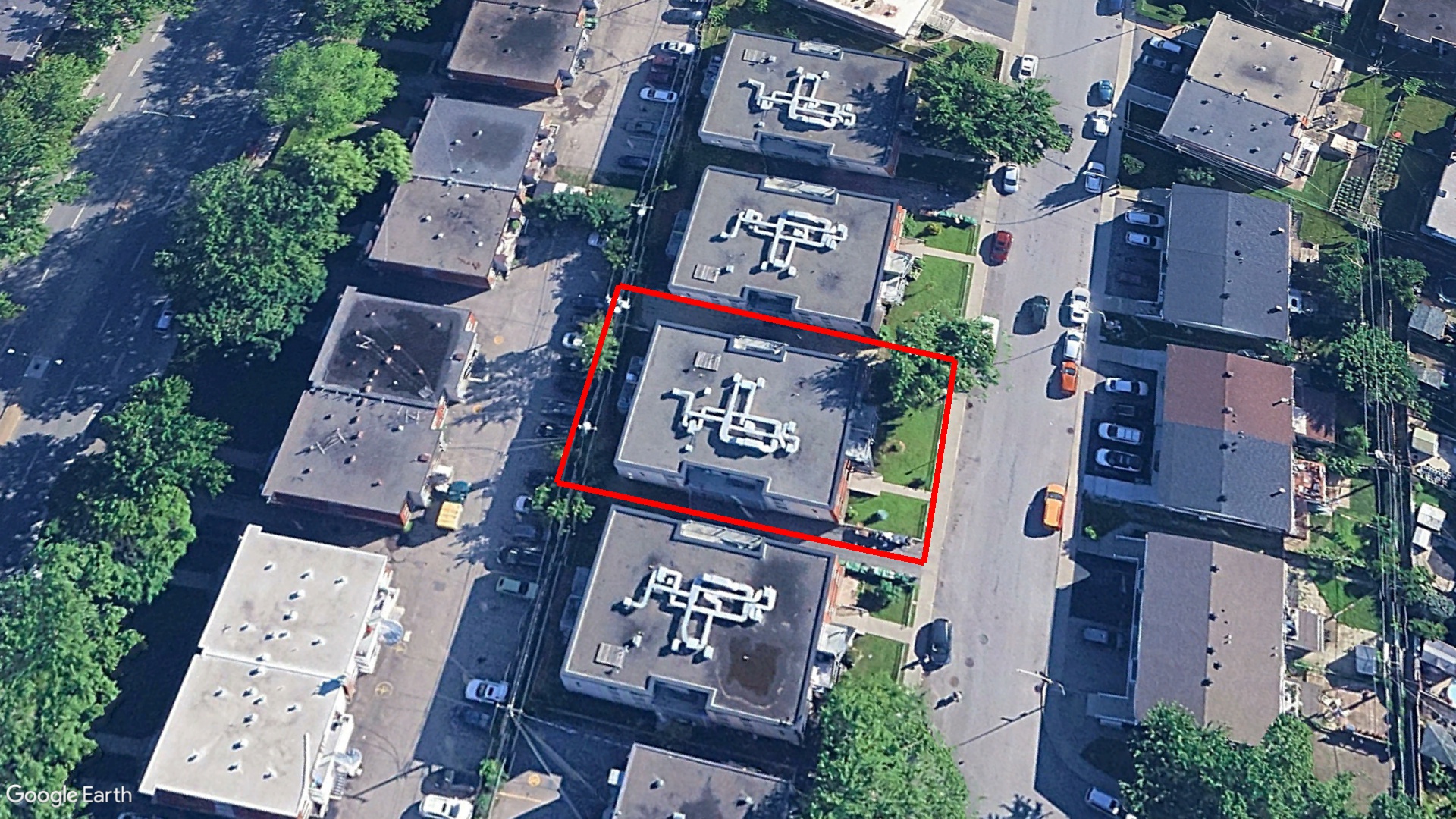 Tax Sale Montreal, Quebec - 020875-71