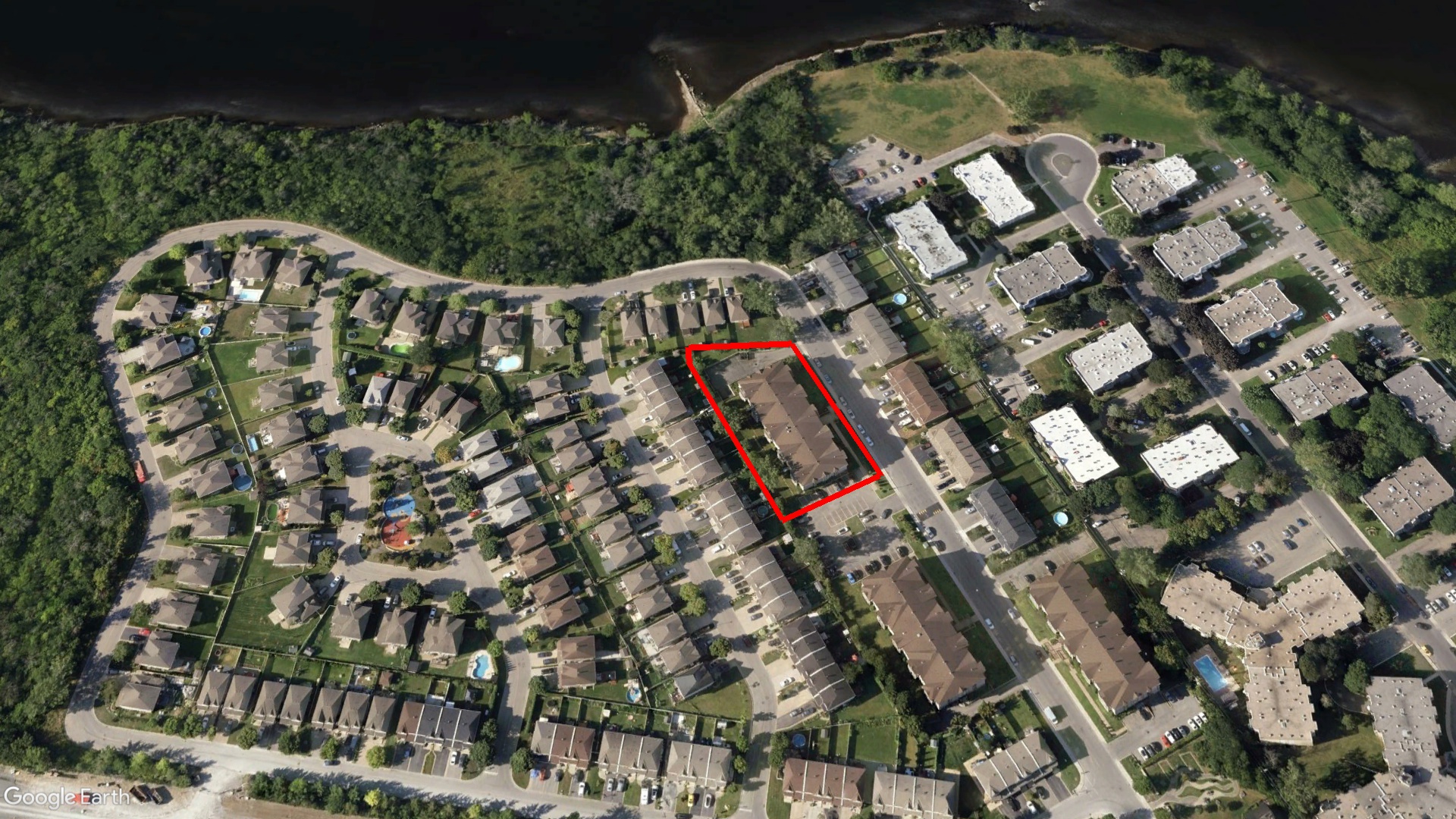 Tax Sale Montreal, Quebec - 051986-05