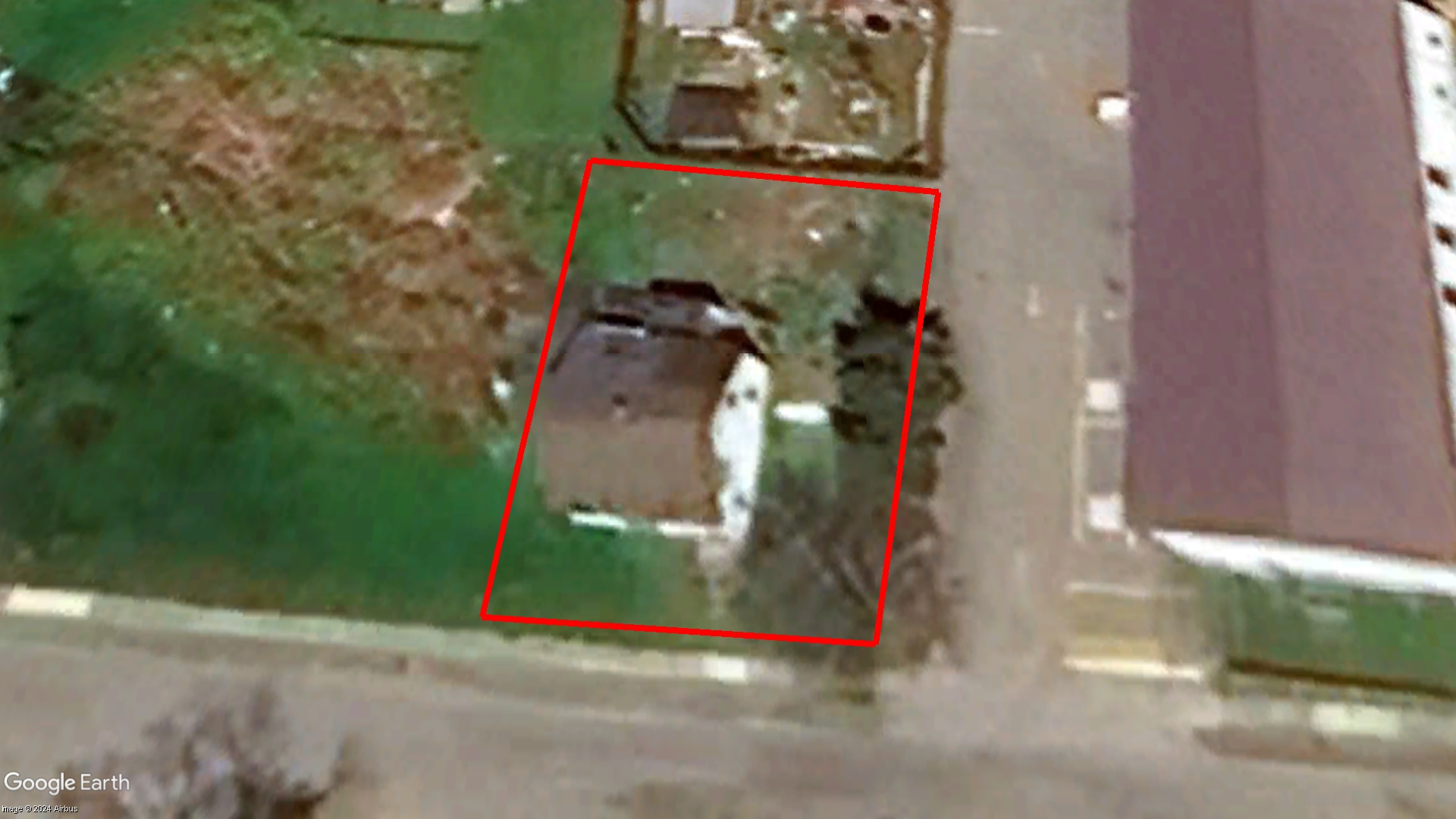 Tax Sale Yarmouth, Nova Scotia - 04484207