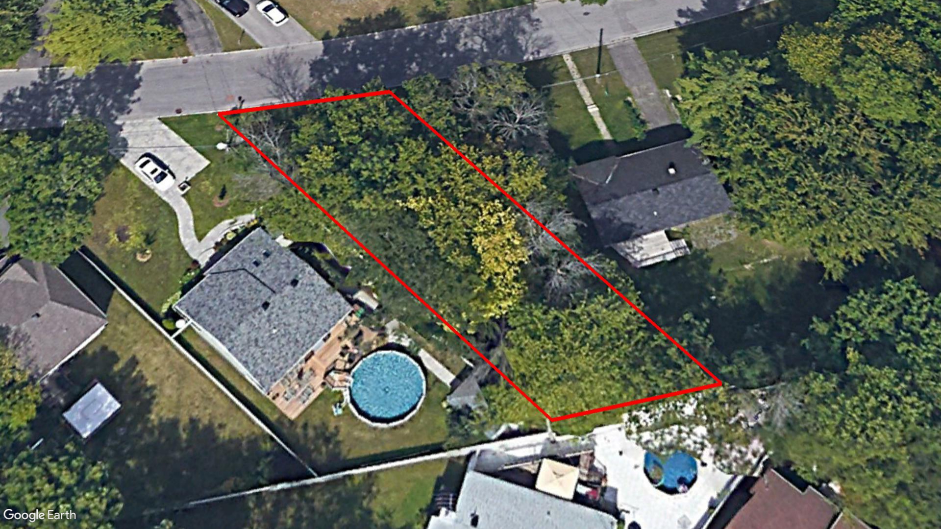 Tax Sale Montreal, Quebec - 040758-25