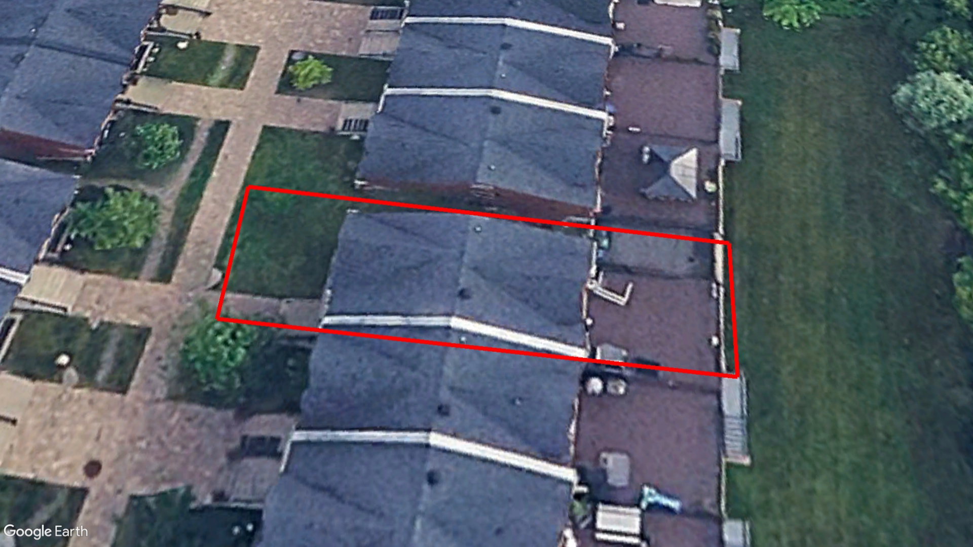 Tax Sale Montreal, Quebec - 052016-86