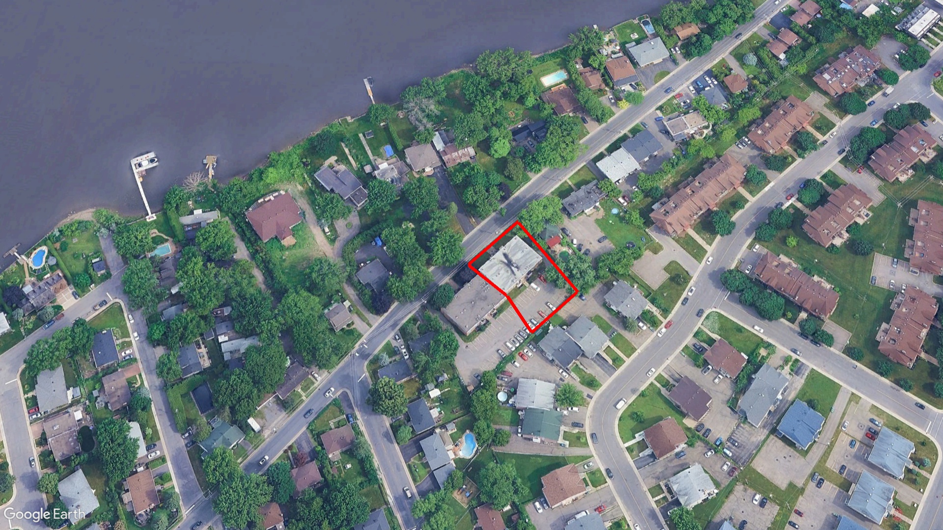 Tax Sale Montreal, Quebec - 041452-70