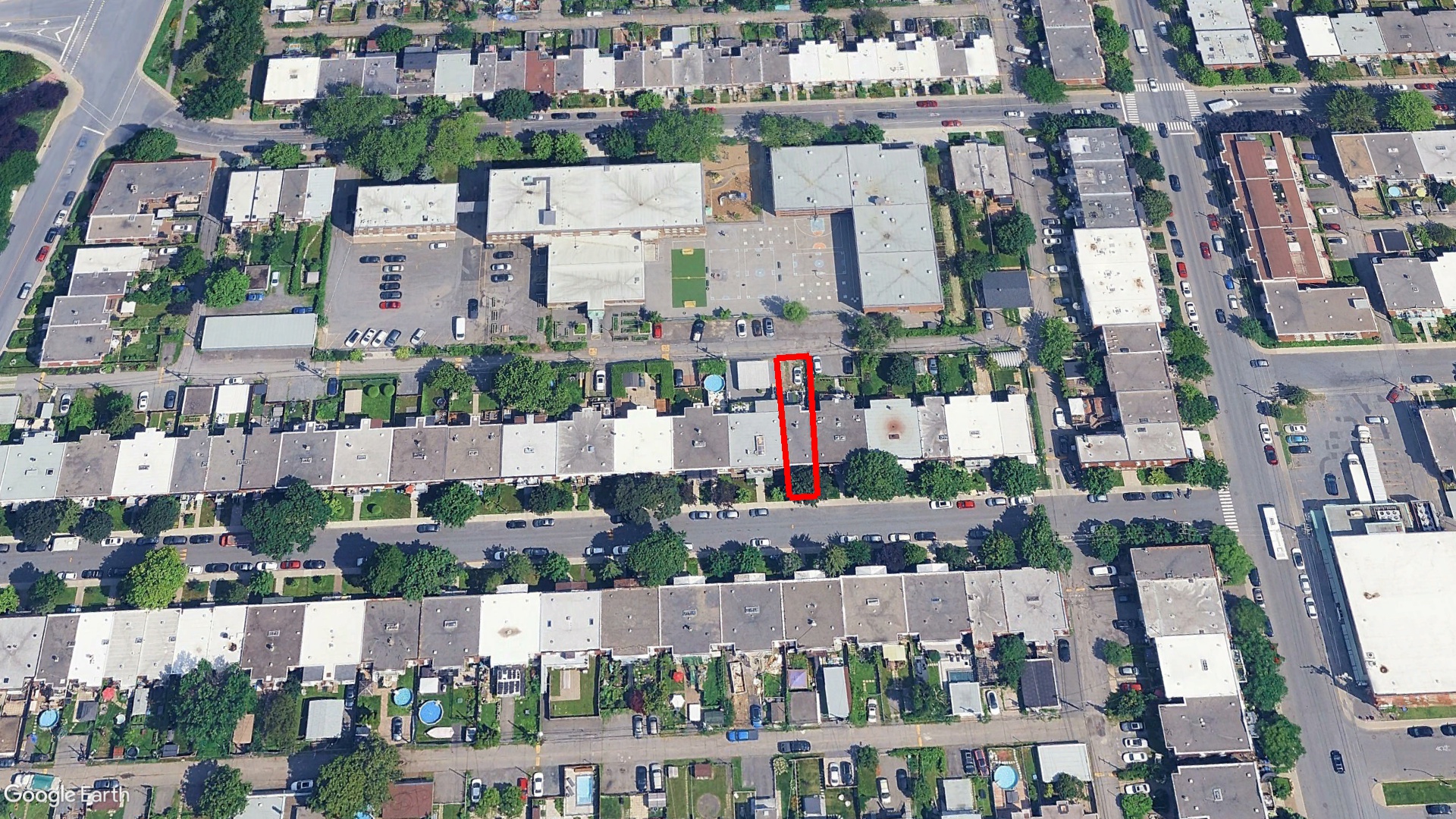 Tax Sale Montreal, Quebec - 010498-90