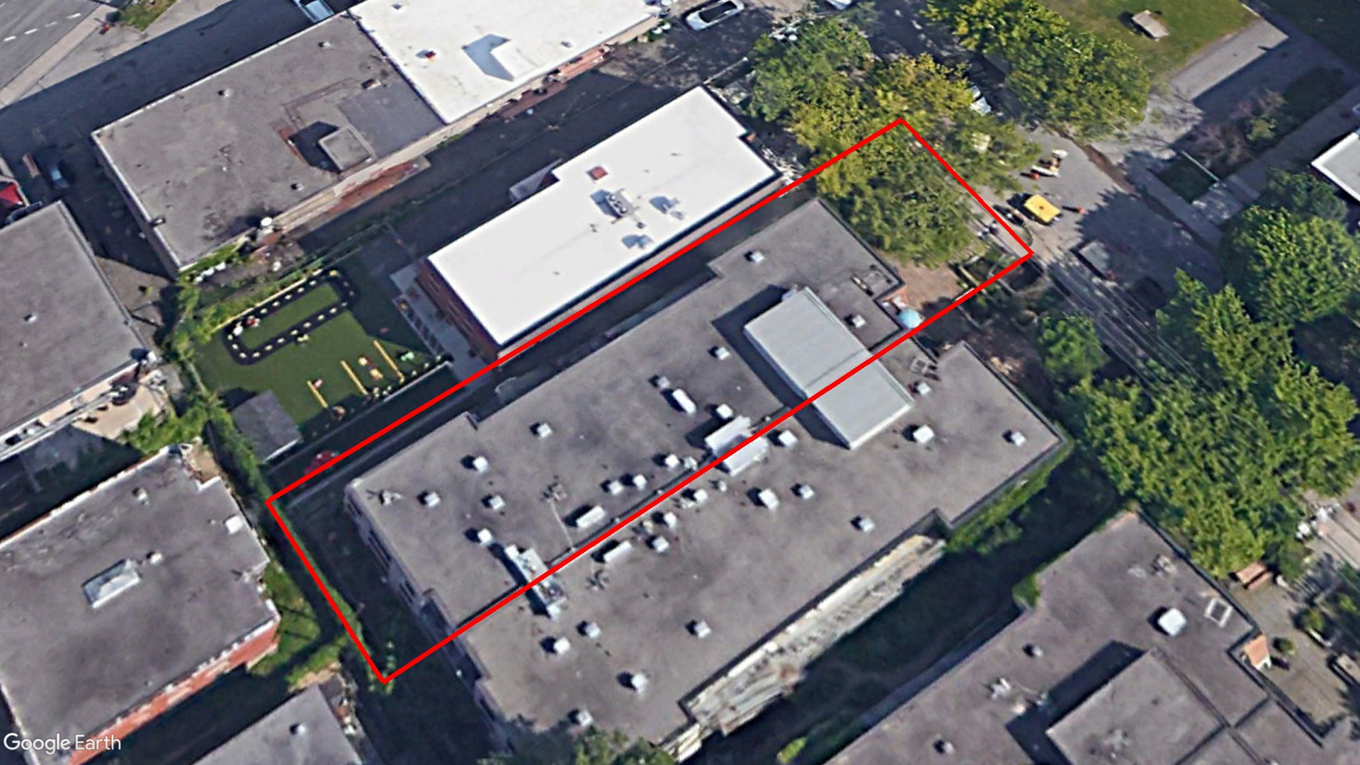 Tax Sale Montreal, Quebec - 020720-03