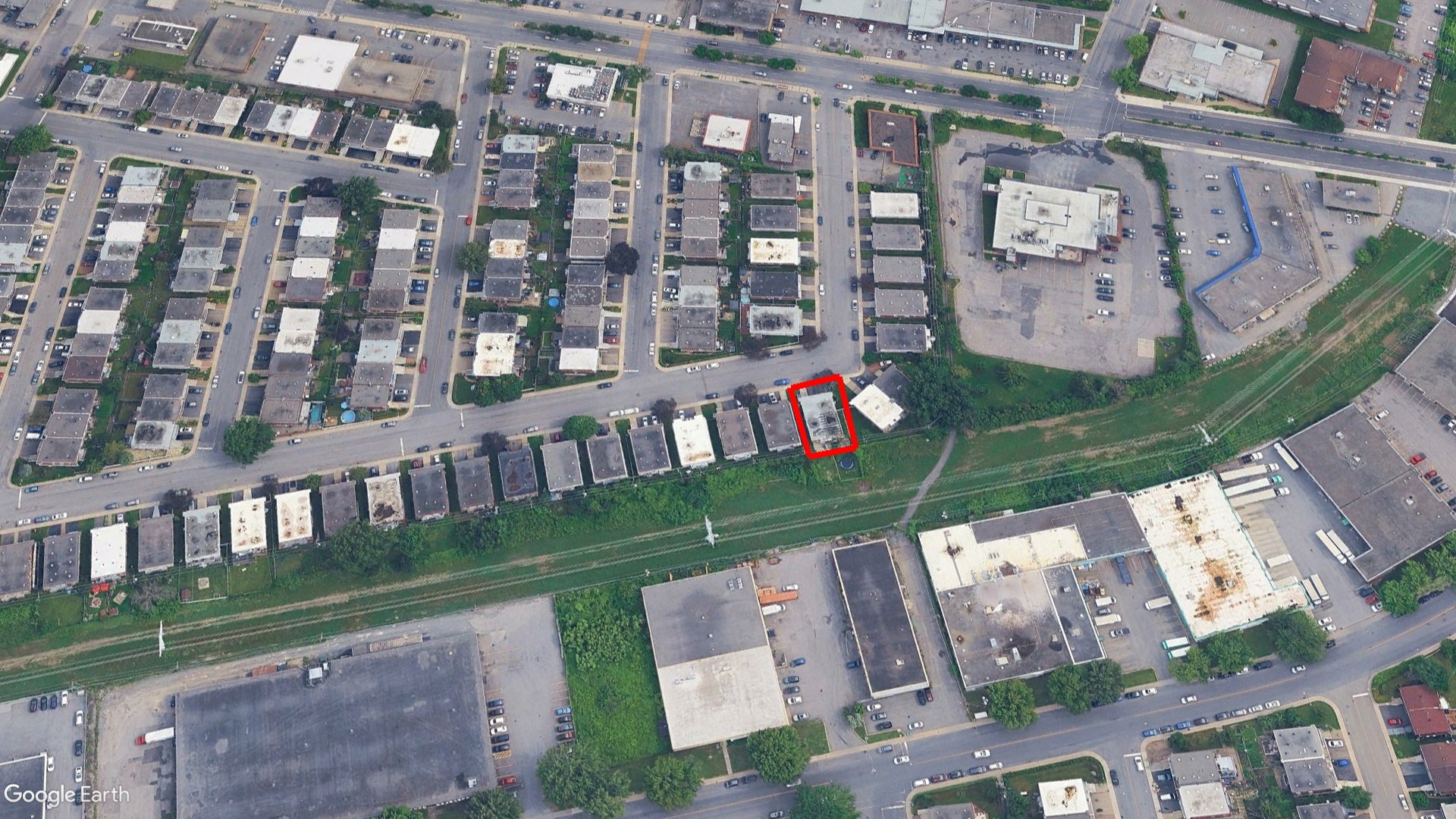 Tax Sale Montreal, Quebec - 040379-62