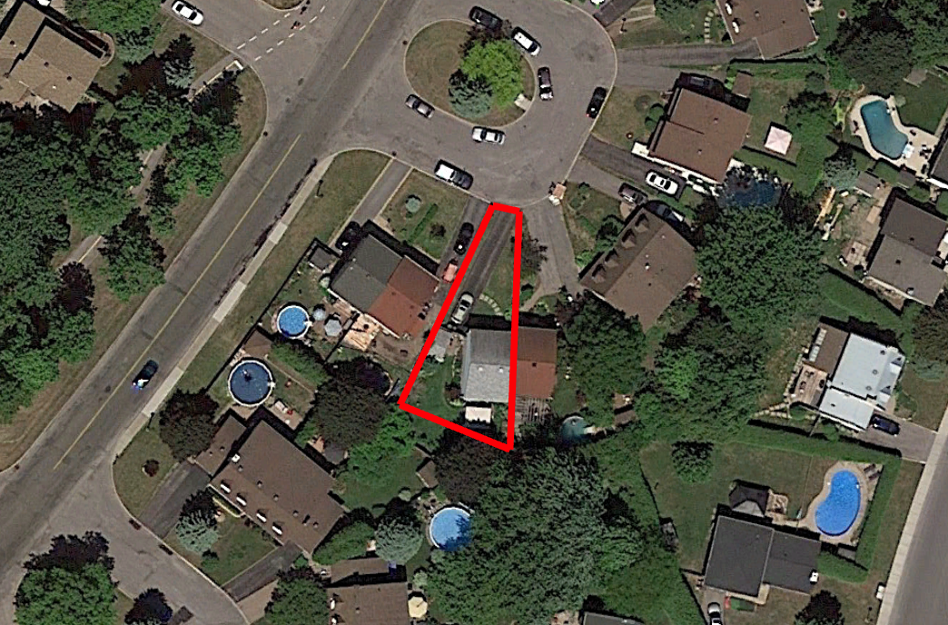 Tax Sale Montreal, Quebec - 040573-03 