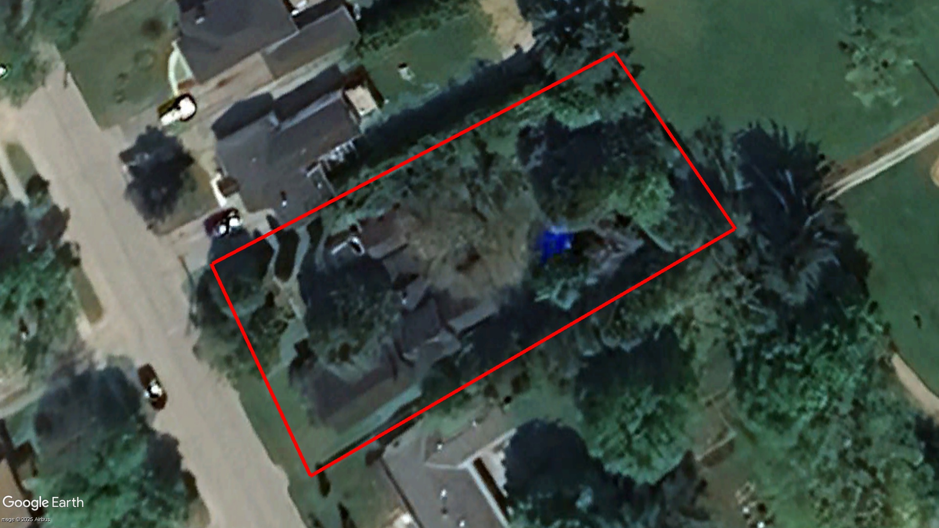 Tax Sale Orillia, Ontario - 43 52 040 411 10500 0000