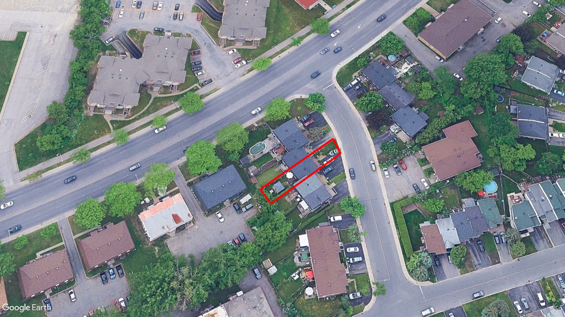 Tax Sale Montreal, Quebec - 040223-65