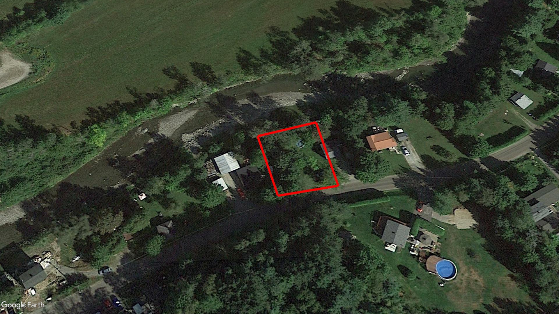 Tax Sale Coaticook, Quebec - 0118 03 8276