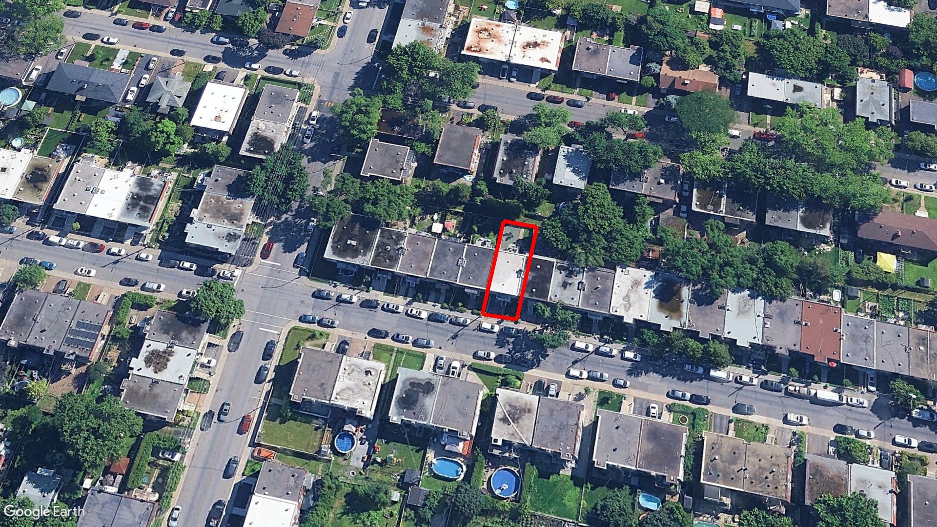 Tax Sale Montreal, Quebec - 020731-32