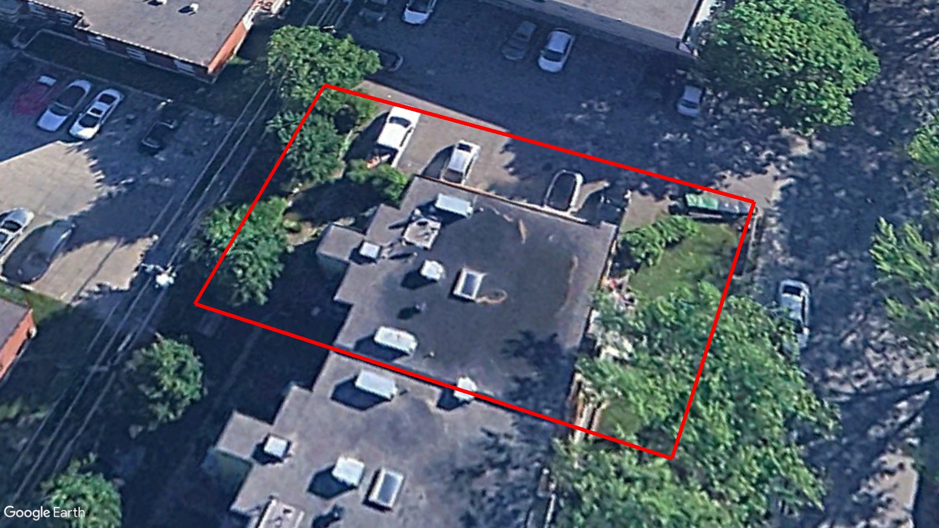 Tax Sale Montreal, Quebec - 020876-33