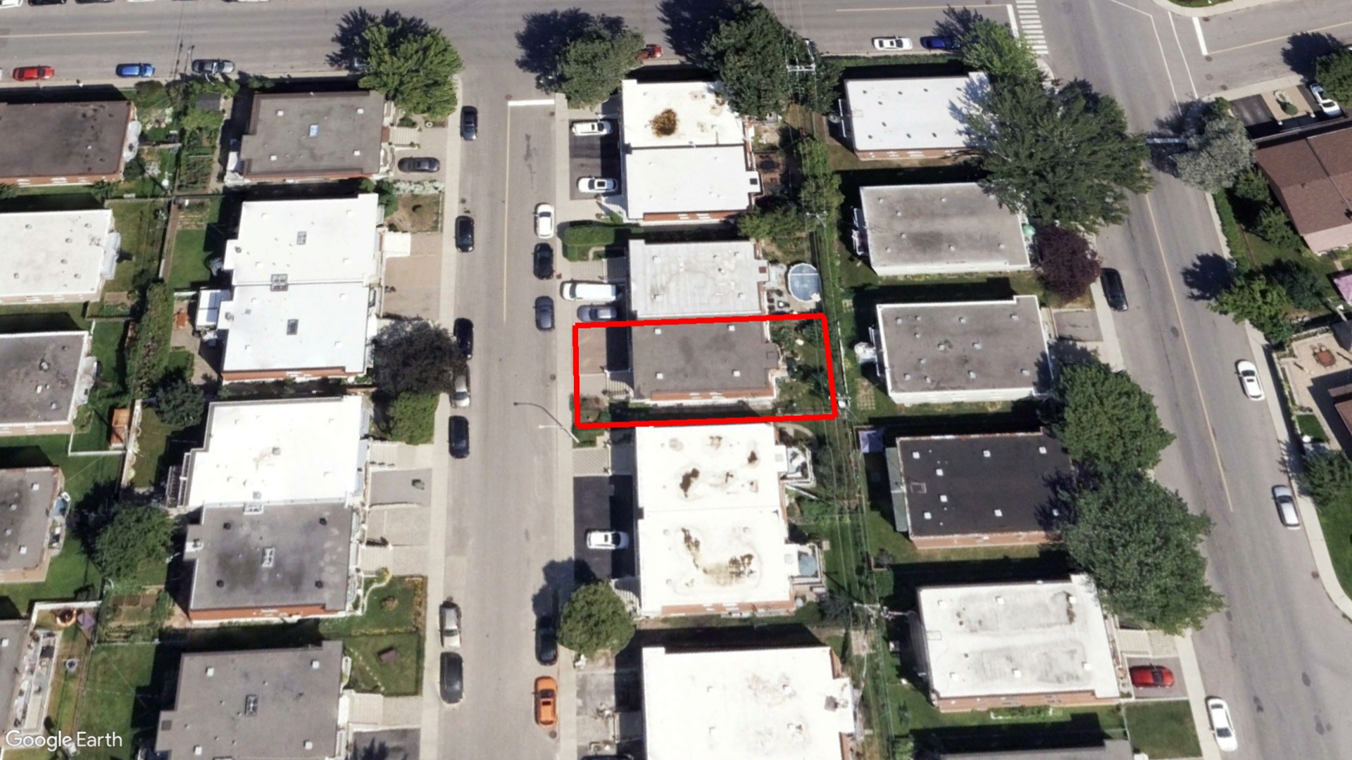 Tax Sale Montreal, Quebec - 040482-71