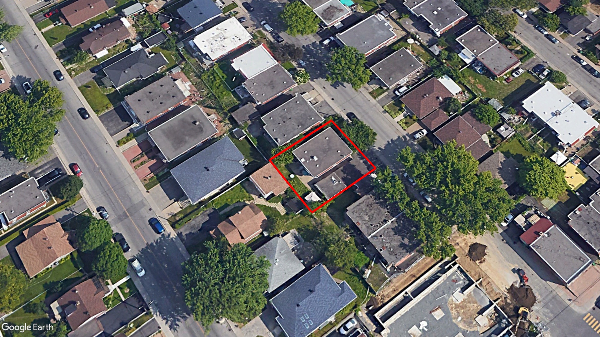 Tax Sale Montreal, Quebec - 020698-73