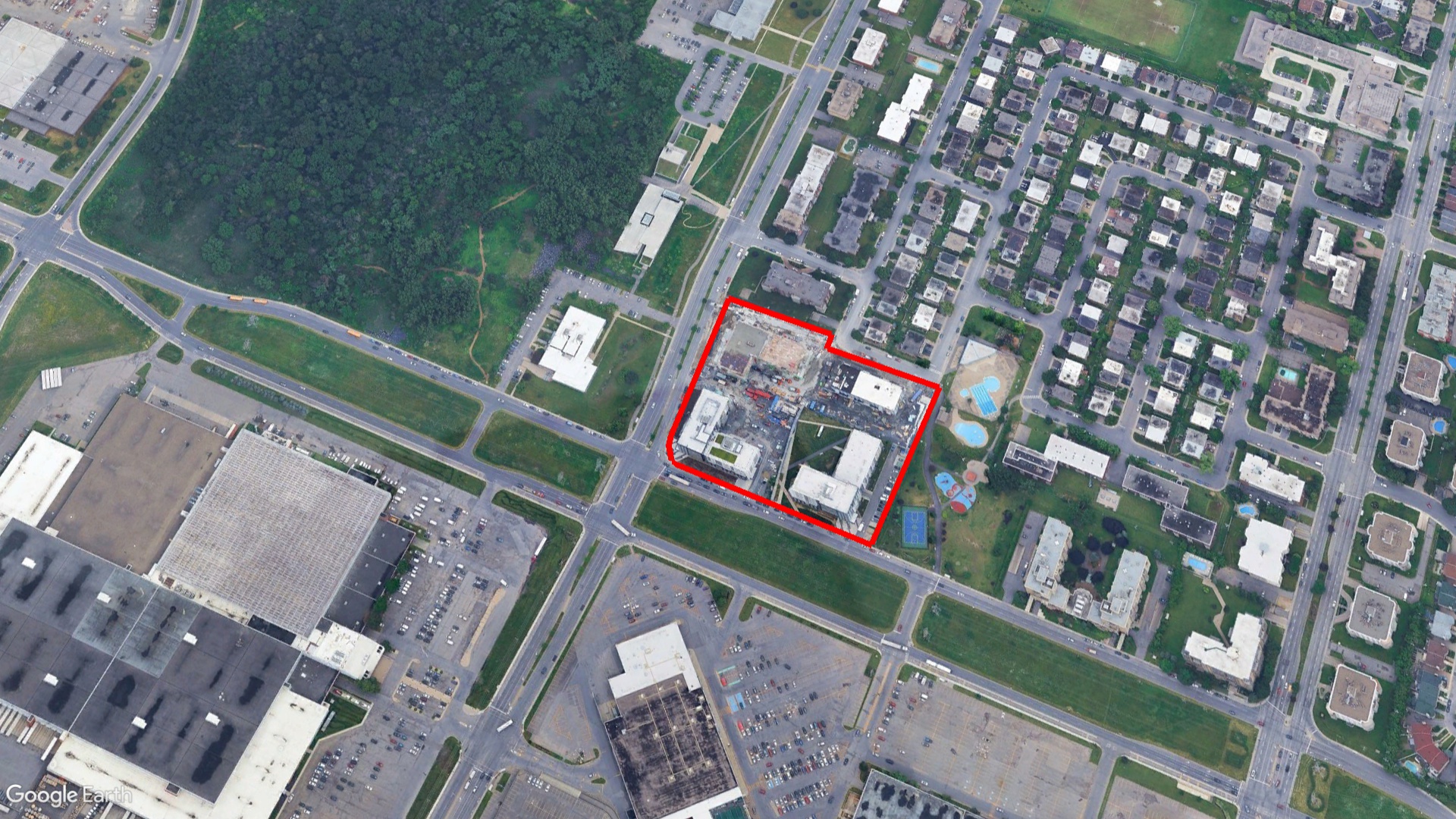 Tax Sale Montreal, Quebec - 053042-94