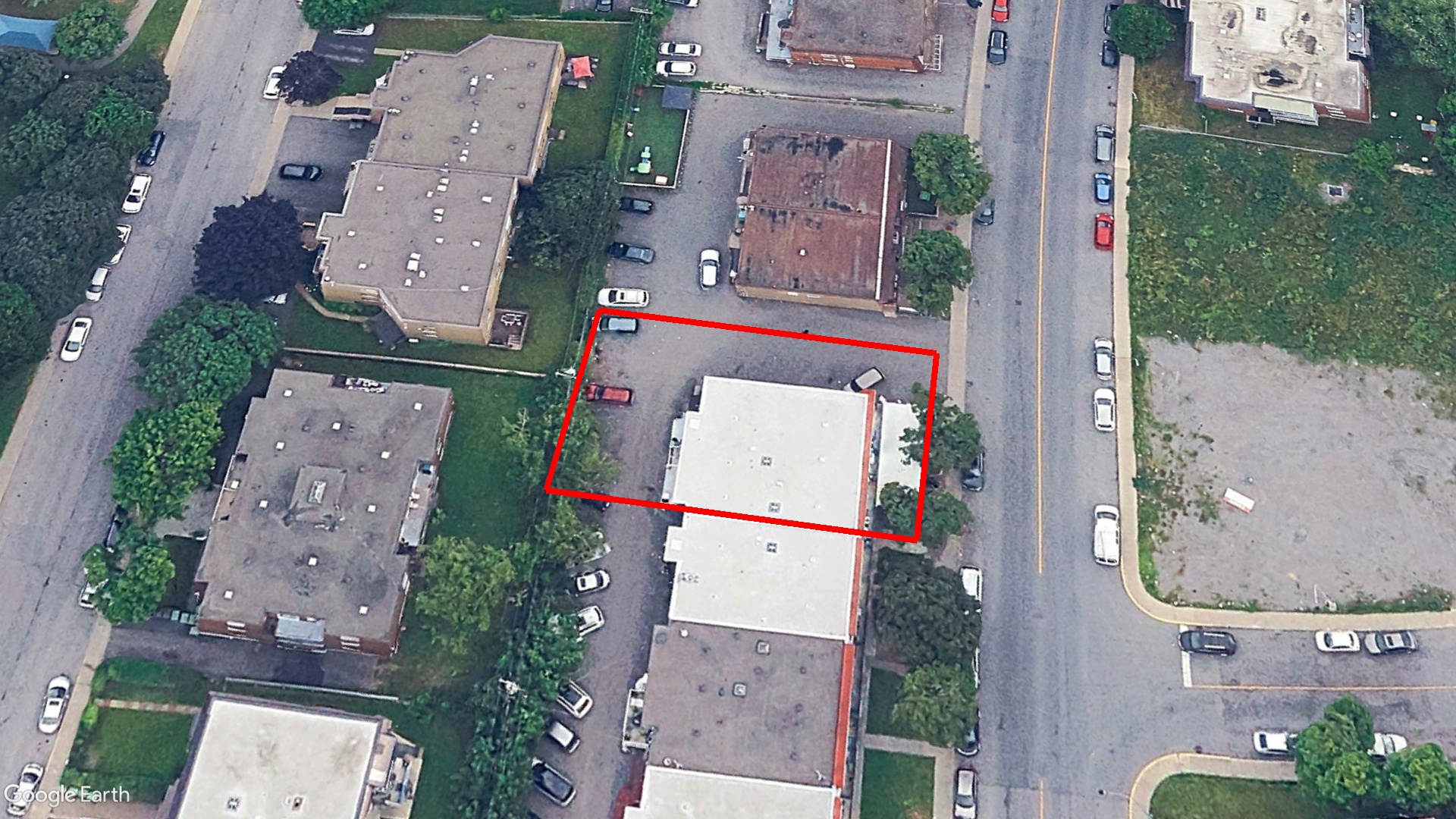 Tax Sale Montreal, Quebec - 020864-59