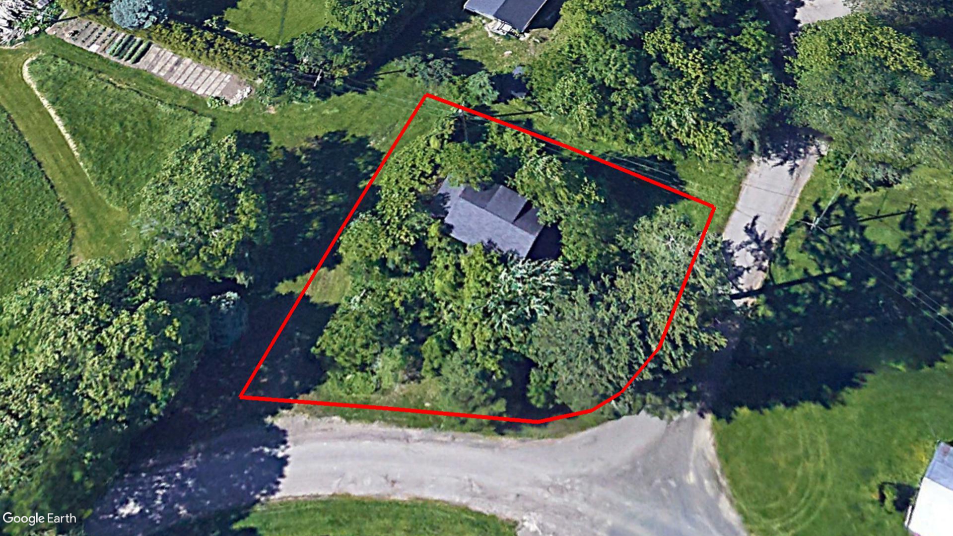 Tax Sale Fredericton, New Brunswick - 00773077