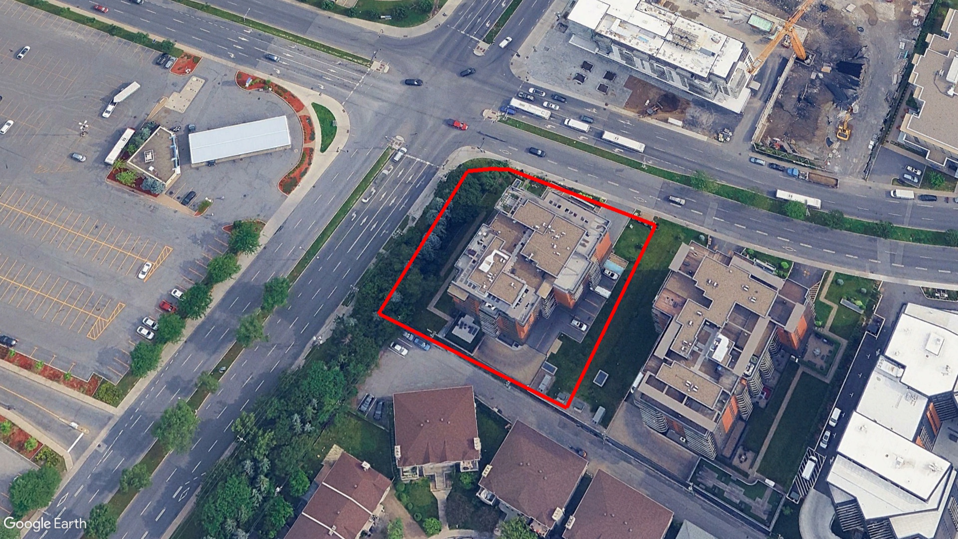 Tax Sale Montreal, Quebec - 052112-62