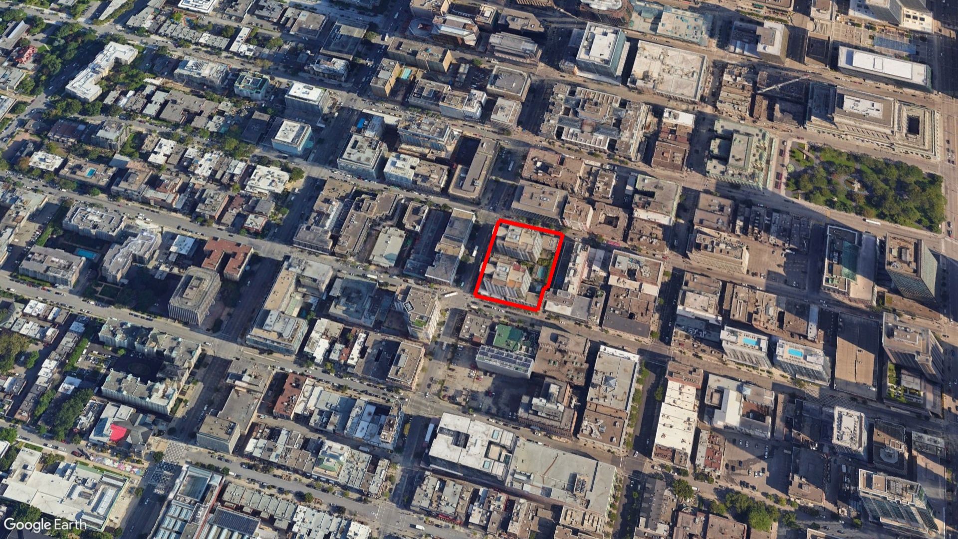 Tax Sale Montreal, Quebec - 141002-61