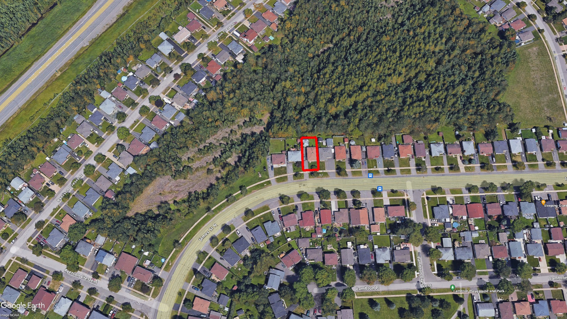 Tax Sale Thunder Bay, Ontario - 02 101 72302 0000