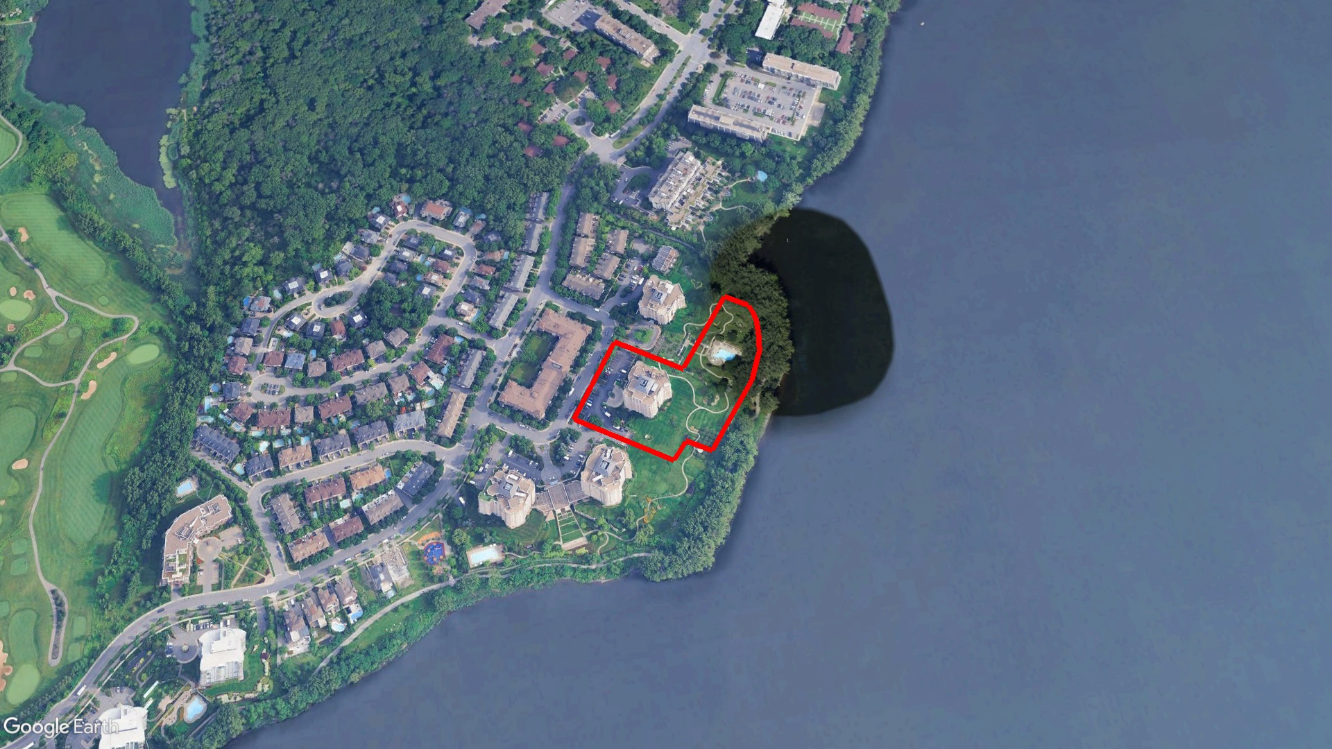 Tax Sale Montreal, Quebec - 051221-56