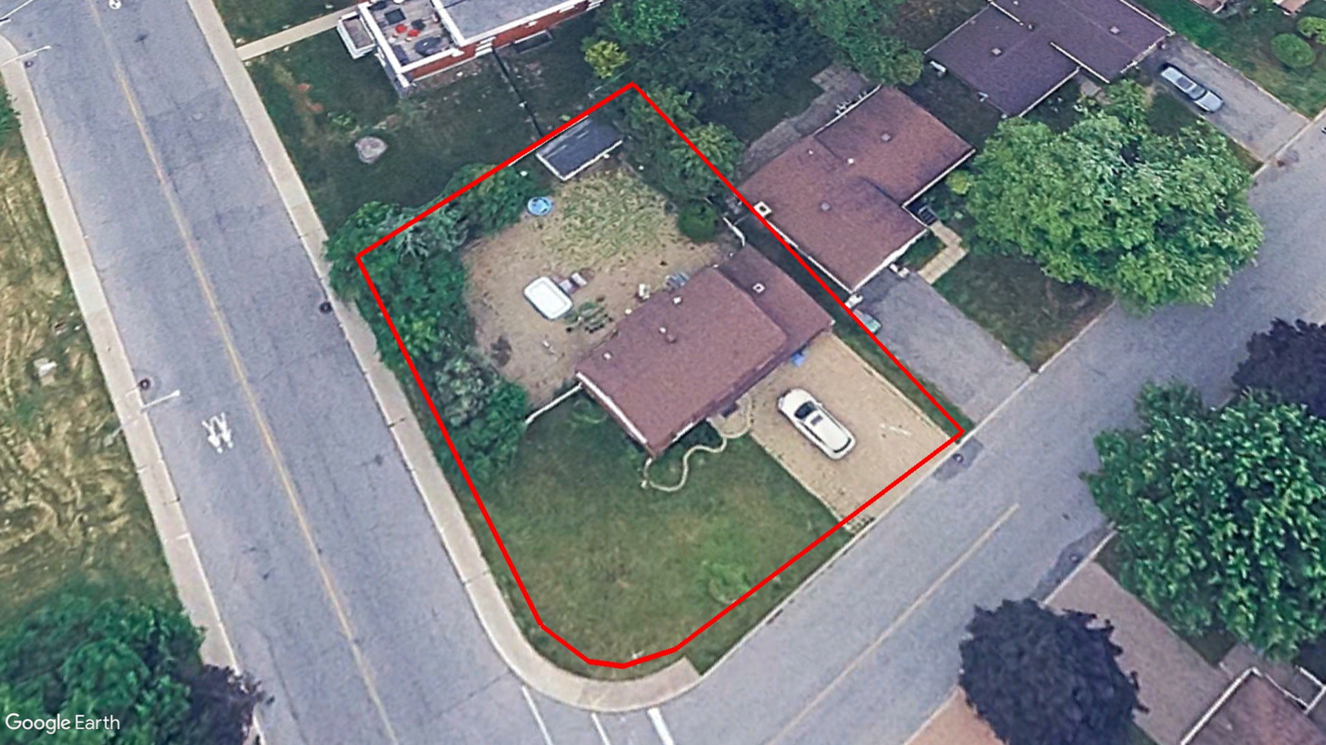 Tax Sale Montreal, Quebec - 040196-73