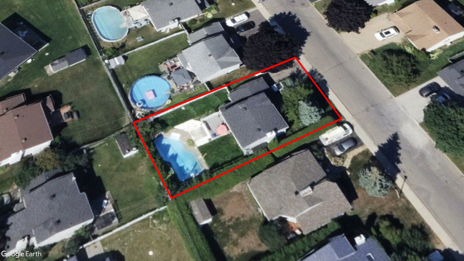 Tax Sale Montreal, Quebec - 041251-46