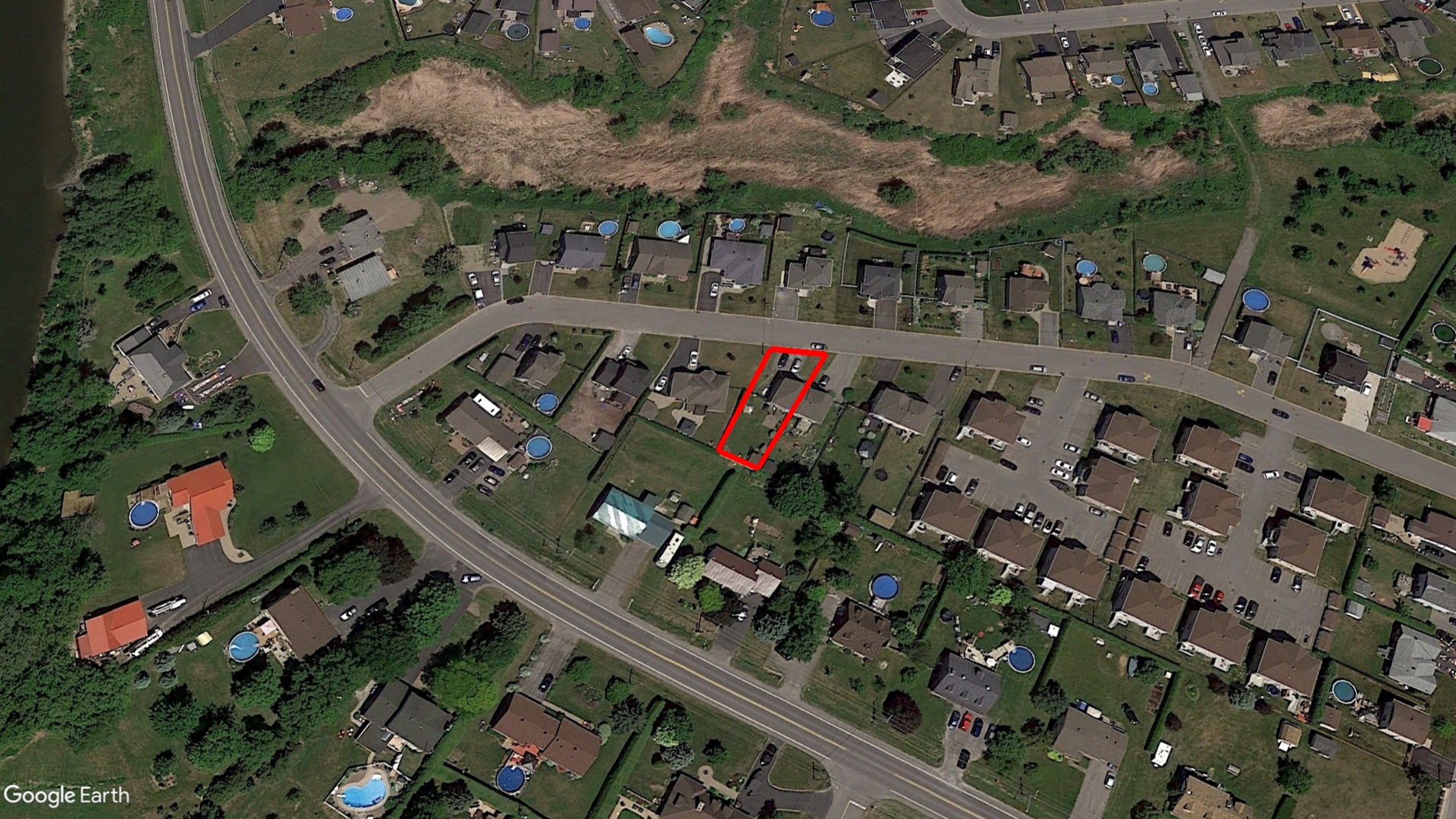 Tax Sale Beauharnois, Quebec - 8113 68 1915