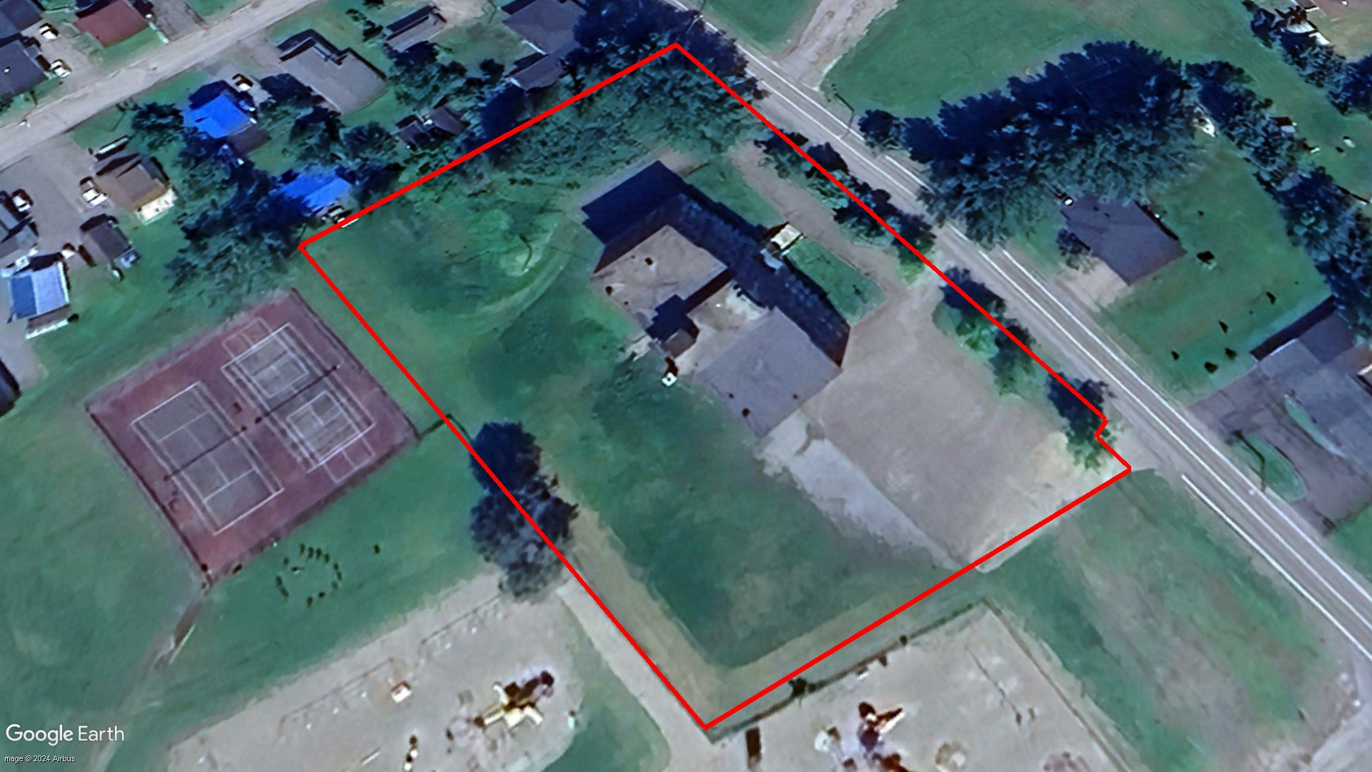 Tax Sale Madawaska, New Brunswick - 00239895