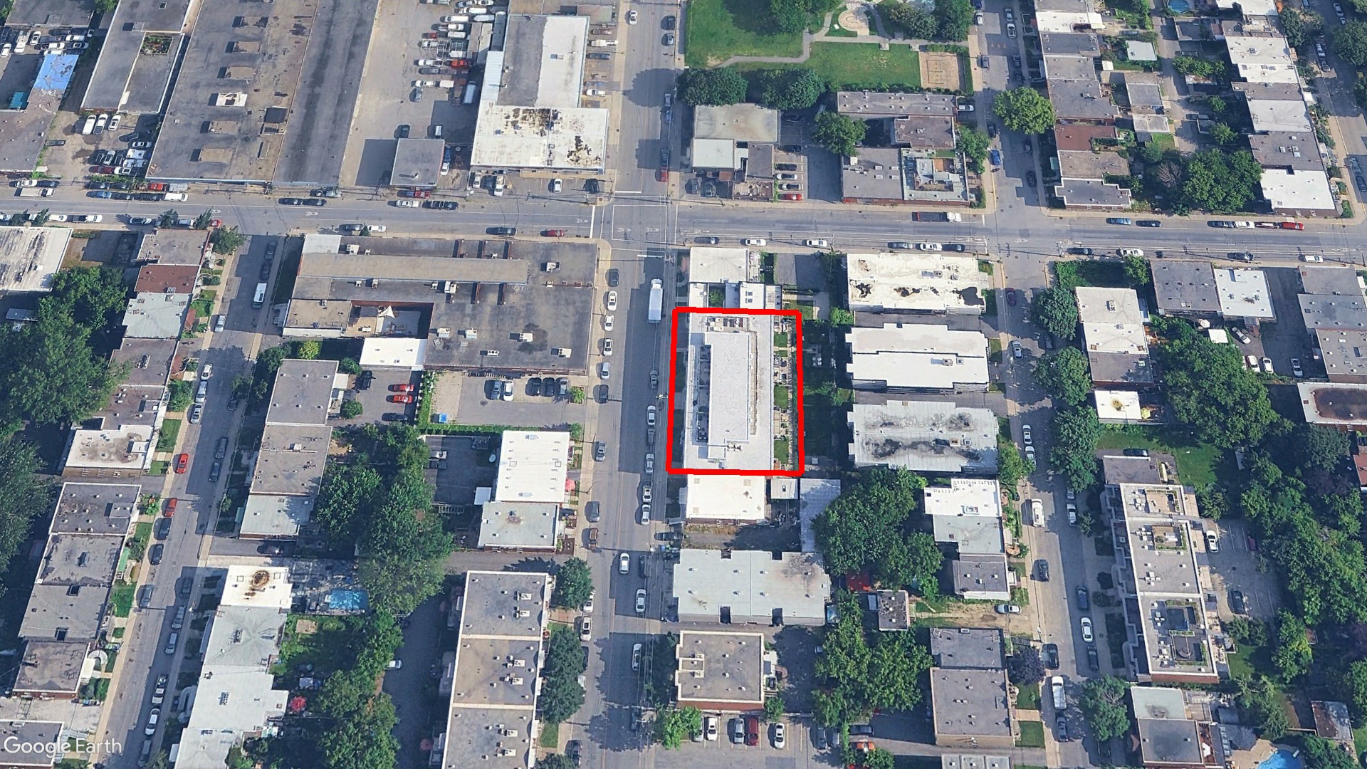 Tax Sale Montreal, Quebec - 052615-77