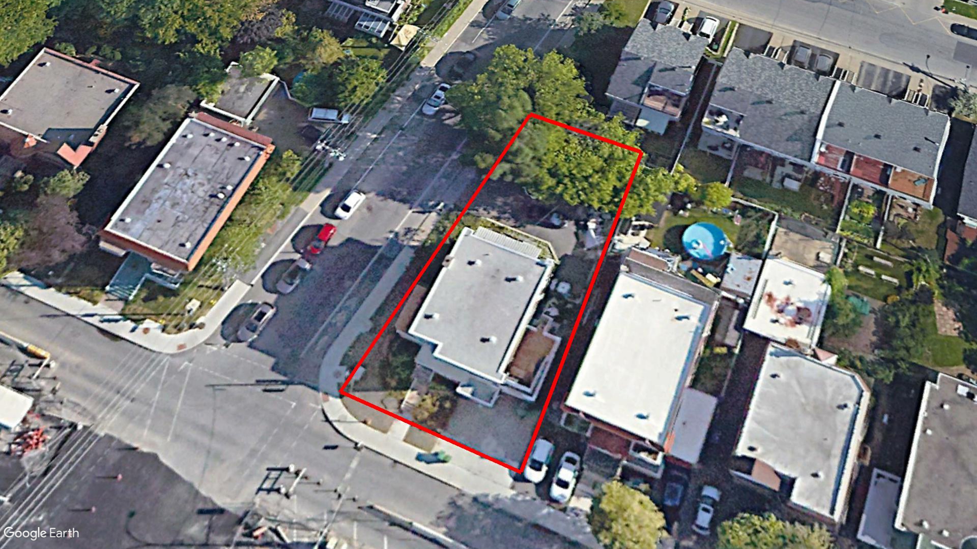 Tax Sale Montreal, Quebec - 662015-05