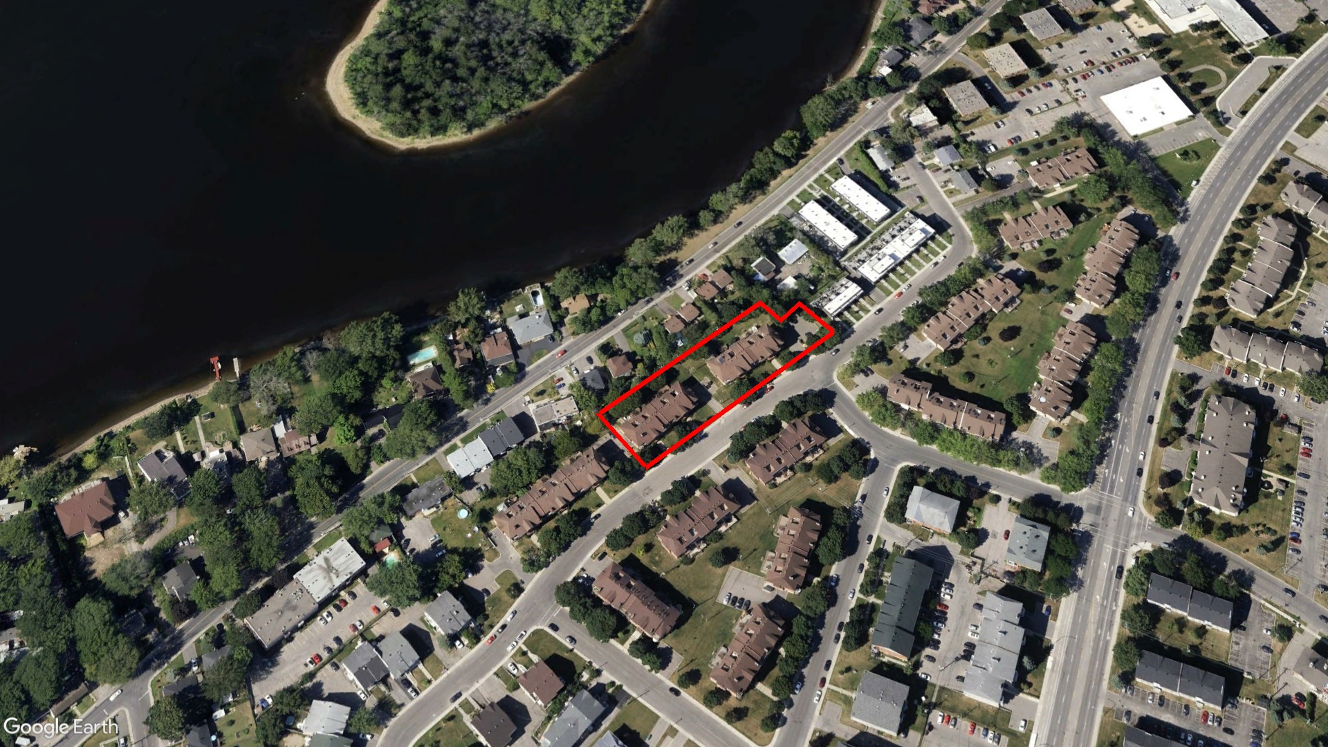 Tax Sale Montreal, Quebec - 041383-64