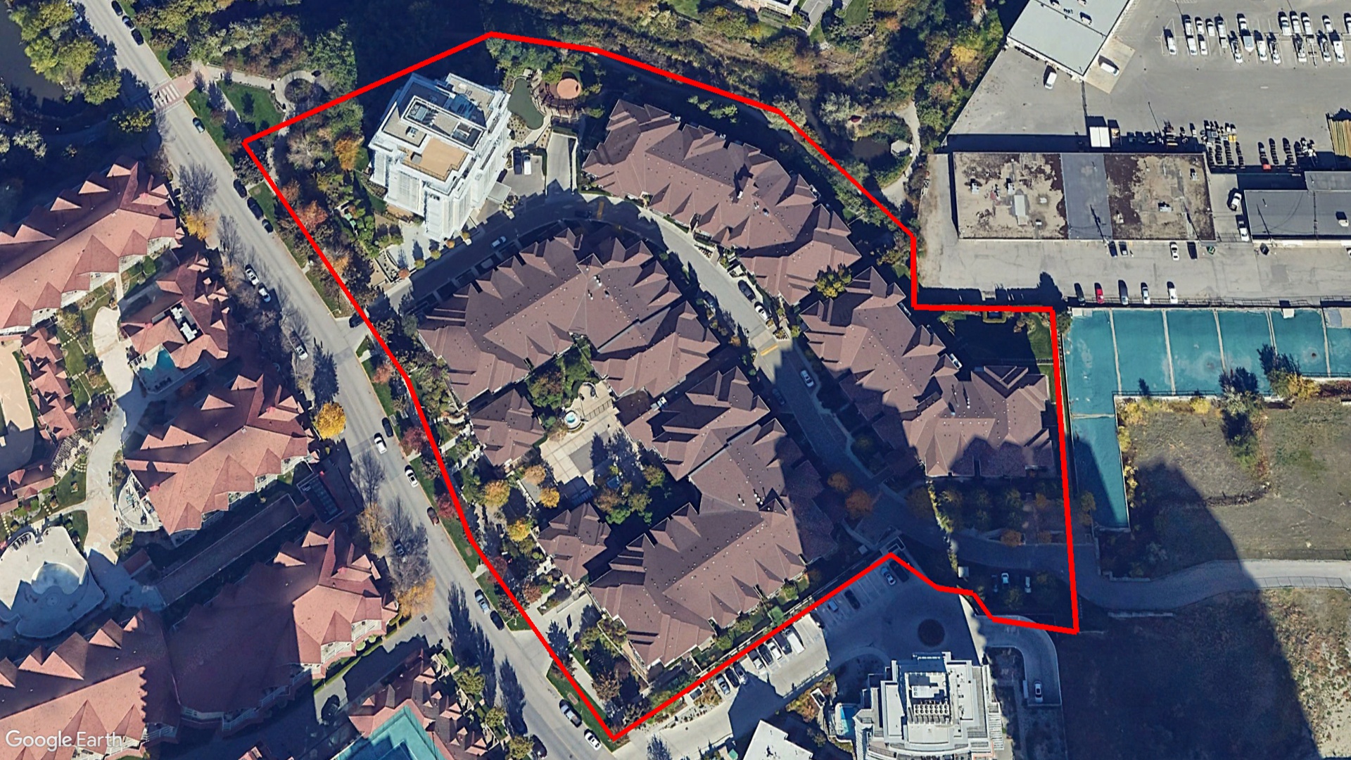 Tax Sale Kelowna, British Columbia - 19-214-083031