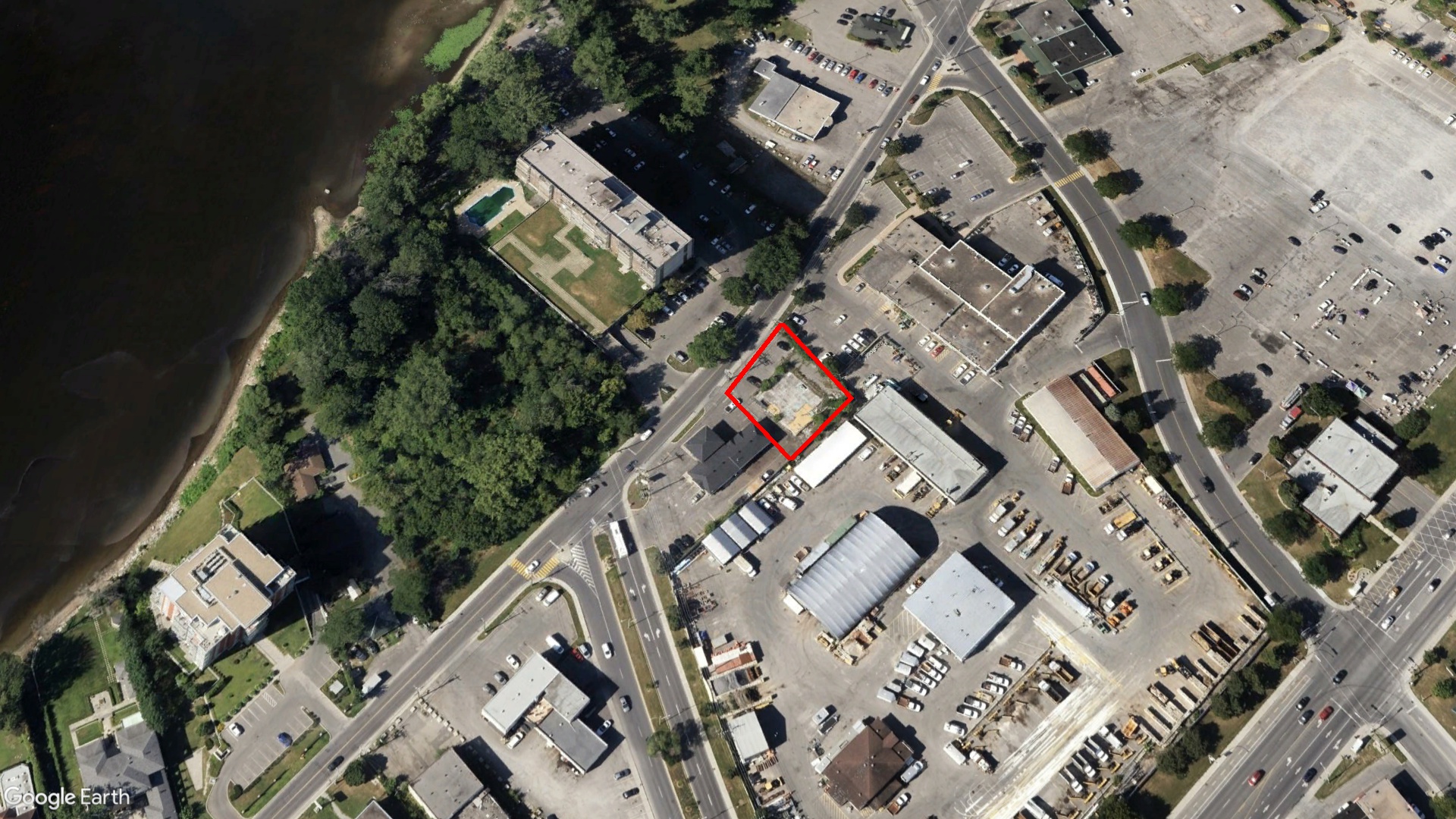 Tax Sale Montreal, Quebec - 040093-29