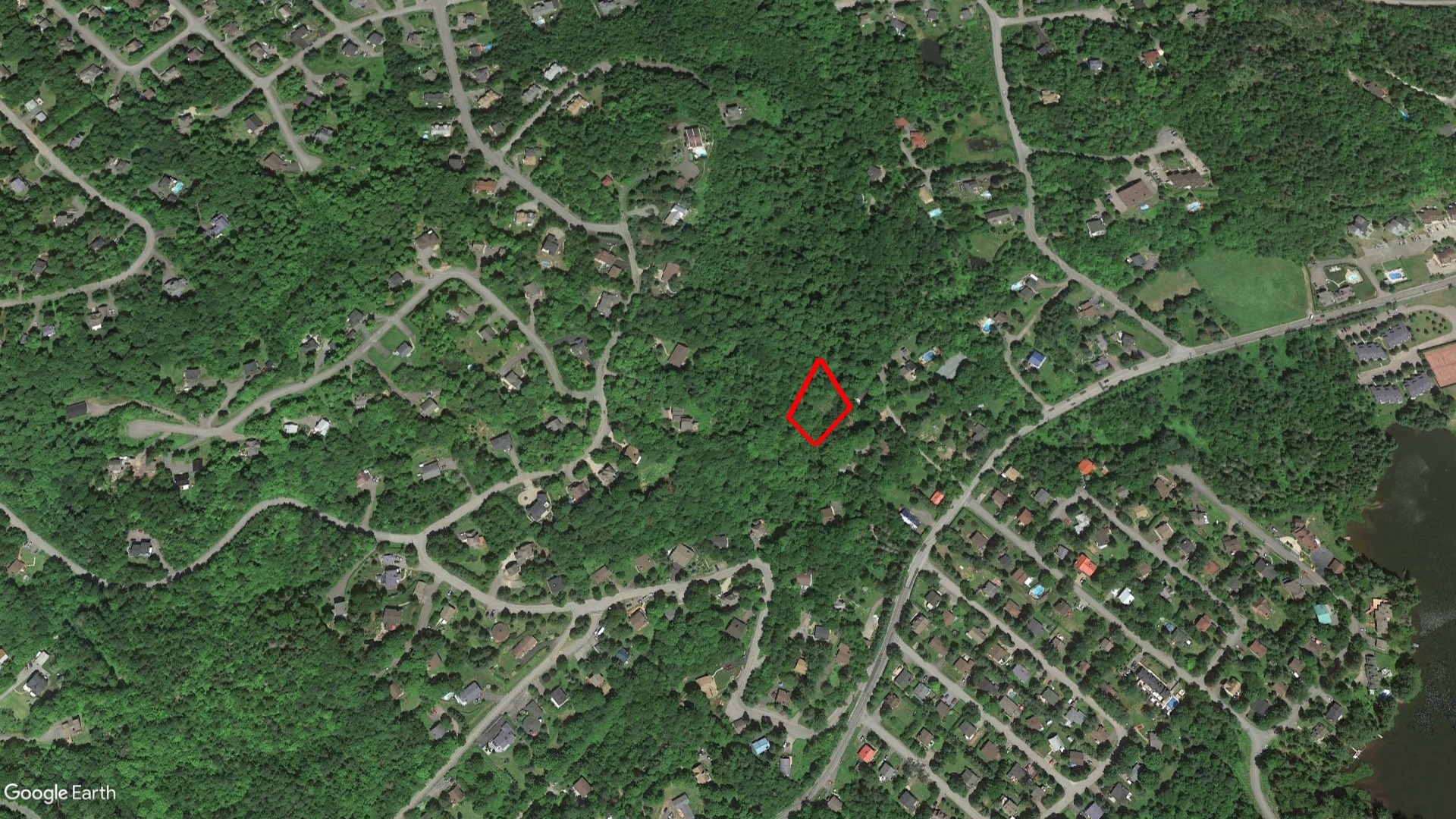 Tax Sale SAINT-SAUVEUR, Quebec - 5182-45-7973