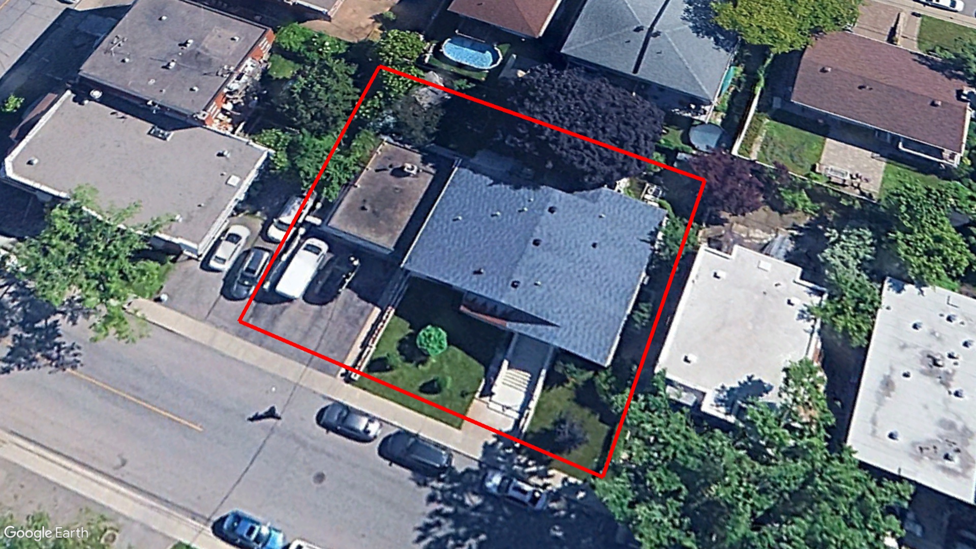 Tax Sale Montreal, Quebec - 020697-78