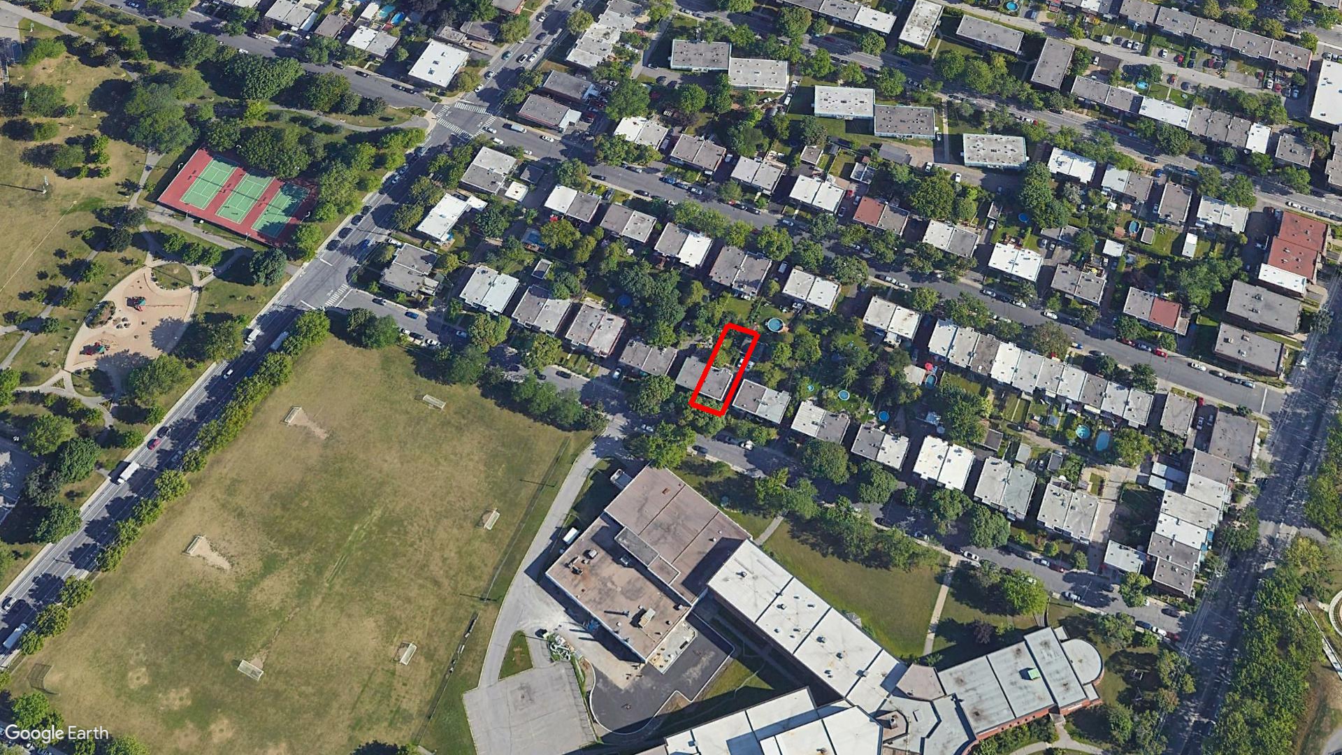 Tax Sale Montreal, Quebec - 660825-54