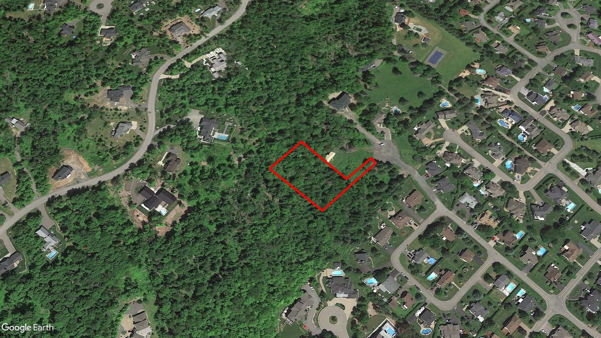 Tax Sale Les Pays-d'en-Haut, Quebec - 