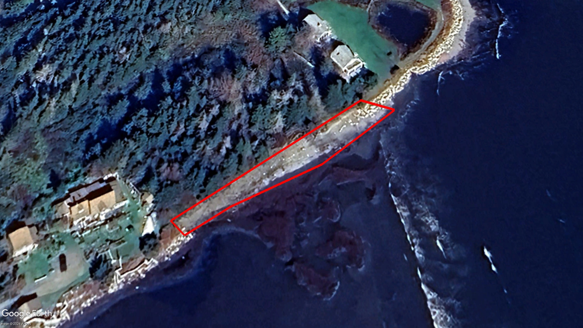 Tax Sale Lunenburg, Nova Scotia - 09320695