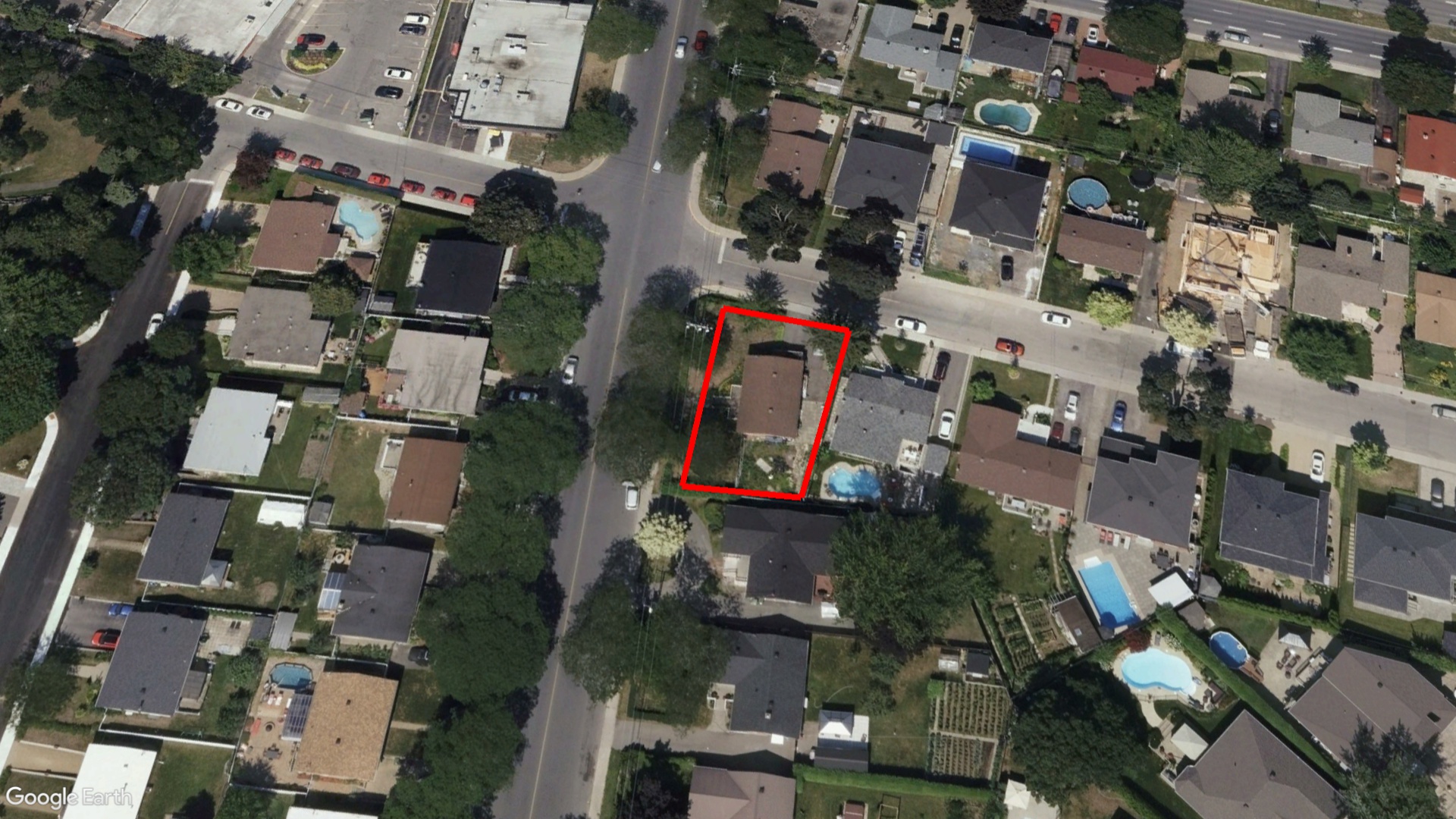 Tax Sale Montreal, Quebec - 020963-33