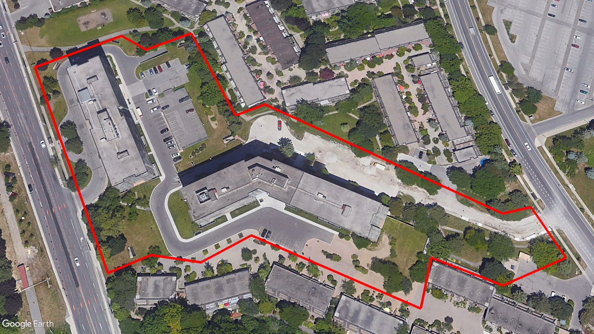 Tax Sale Mississauga, Ontario - 21-05-04-0-156-24000-0000
