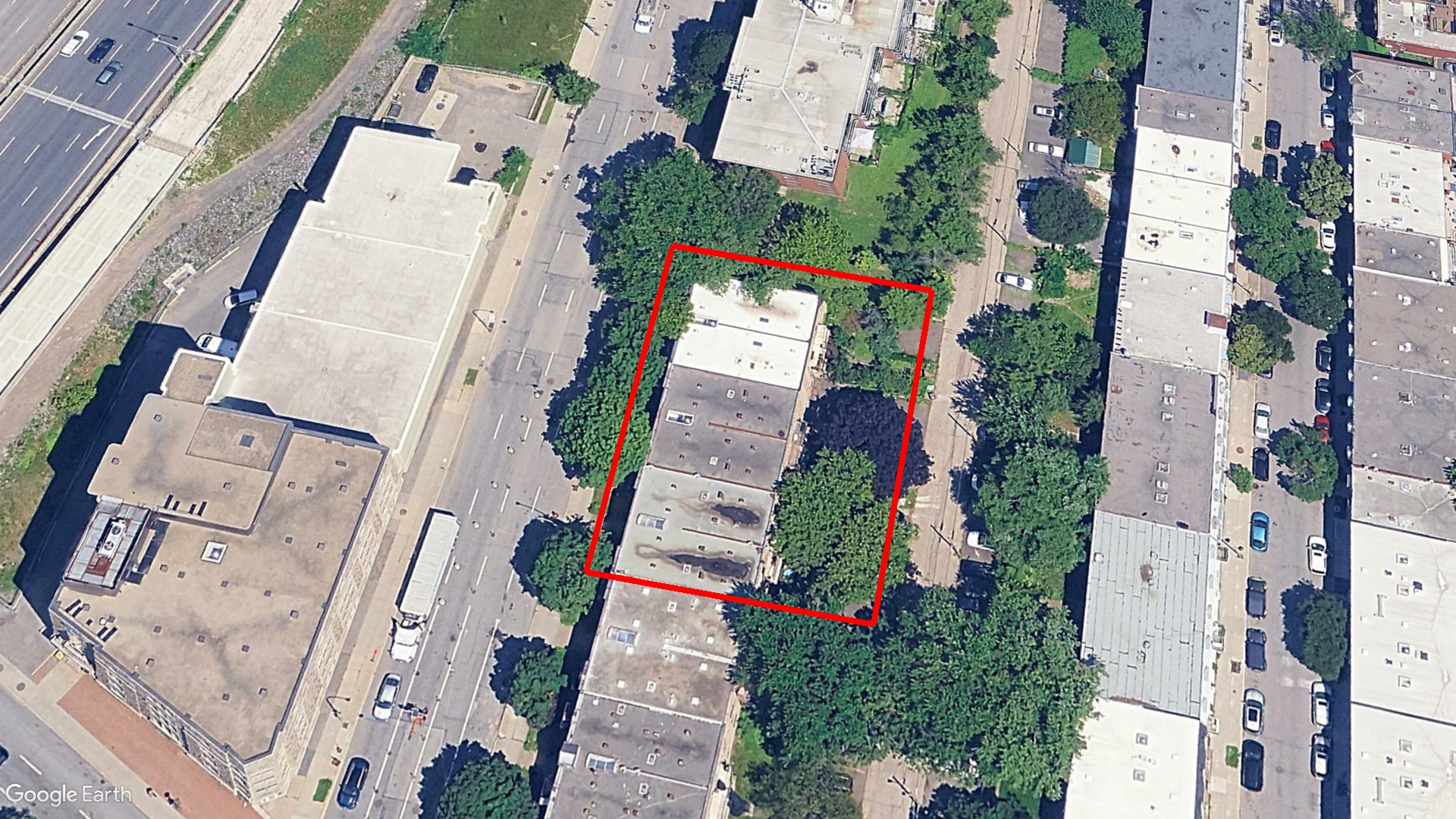 Tax Sale Montreal, Quebec - 251124-88