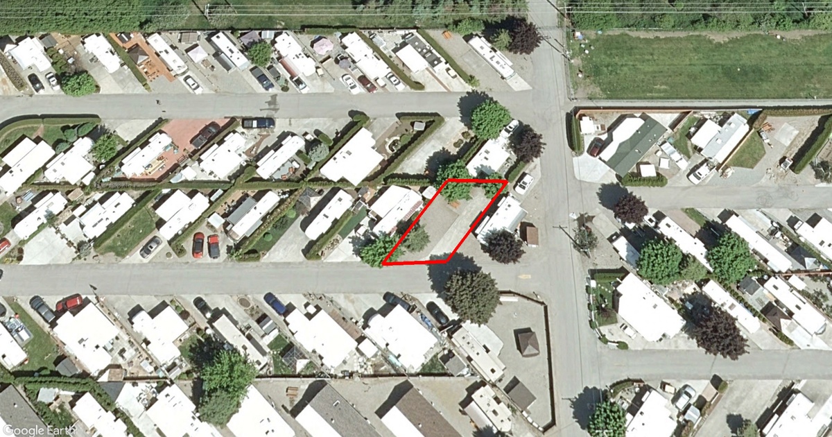 Tax Sale in Kelowna, British Columbia 557415 commonwealth rd kelowna