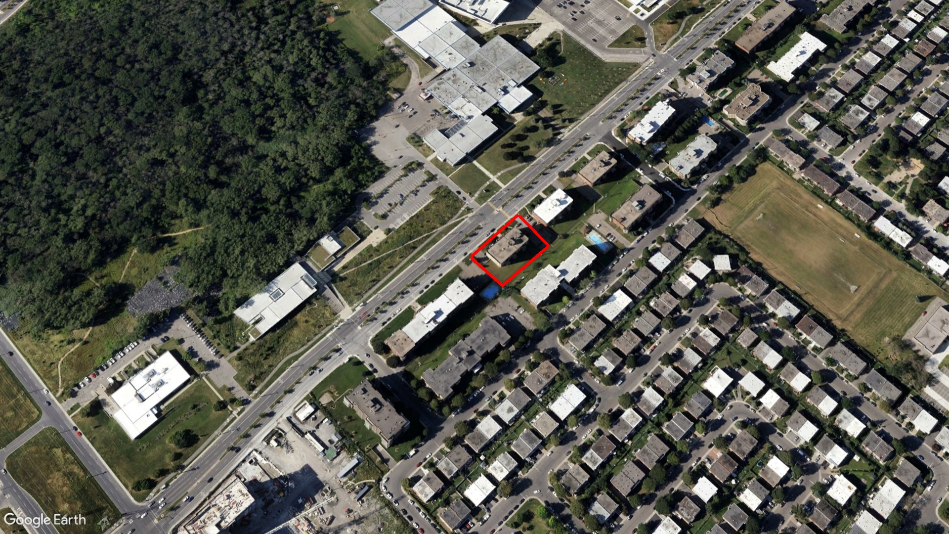 Tax Sale Montreal, Quebec - 041234-32